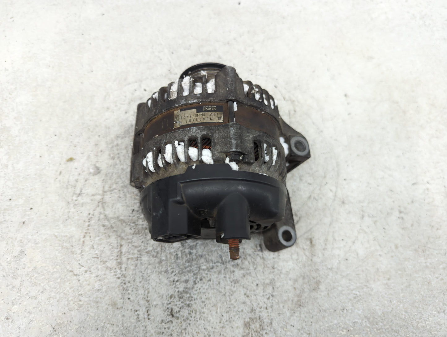 2008-2010 Saturn Vue Alternator Replacement Generator Charging Assembly Engine OEM P/N:96673482 Fits Fits 2008 2009 2010 OEM