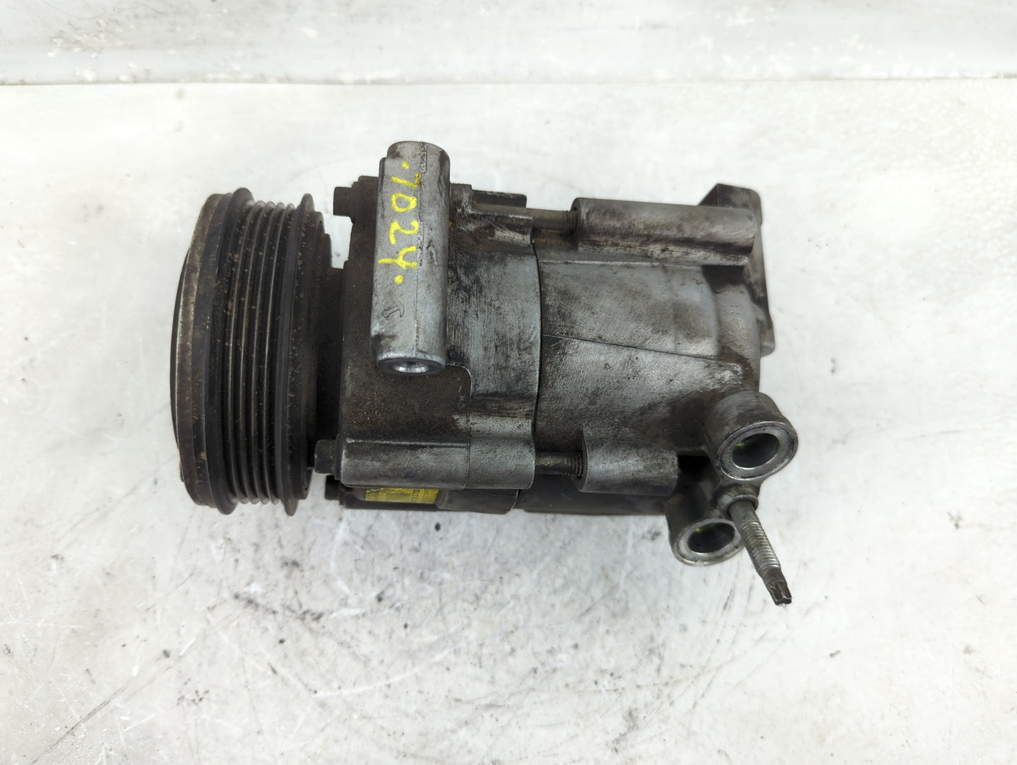 2008-2009 Saturn Vue Air Conditioning A/c Ac Compressor Oem - Oemusedautoparts1.com