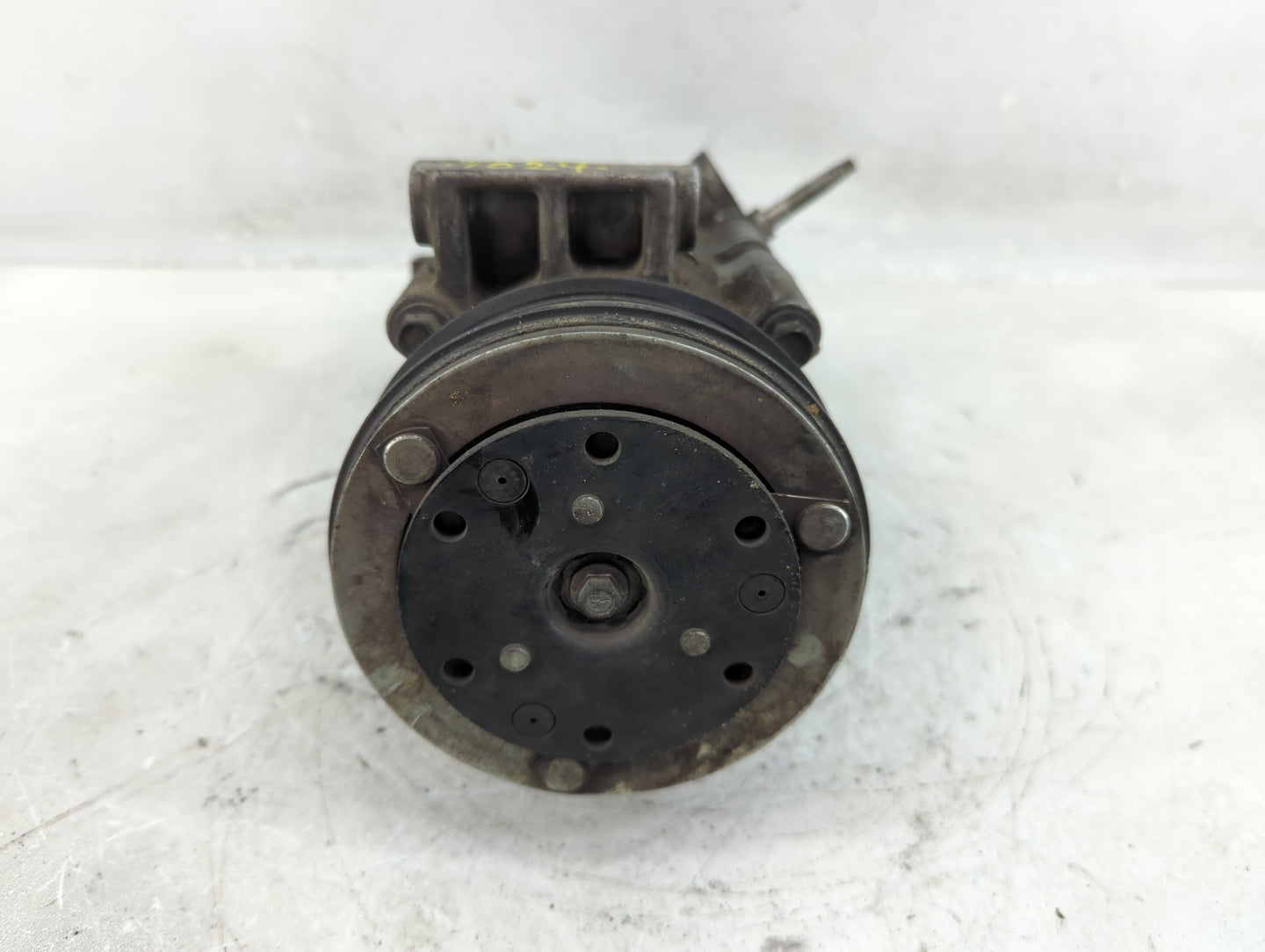 2008-2009 Saturn Vue Air Conditioning A/c Ac Compressor Oem - Oemusedautoparts1.com