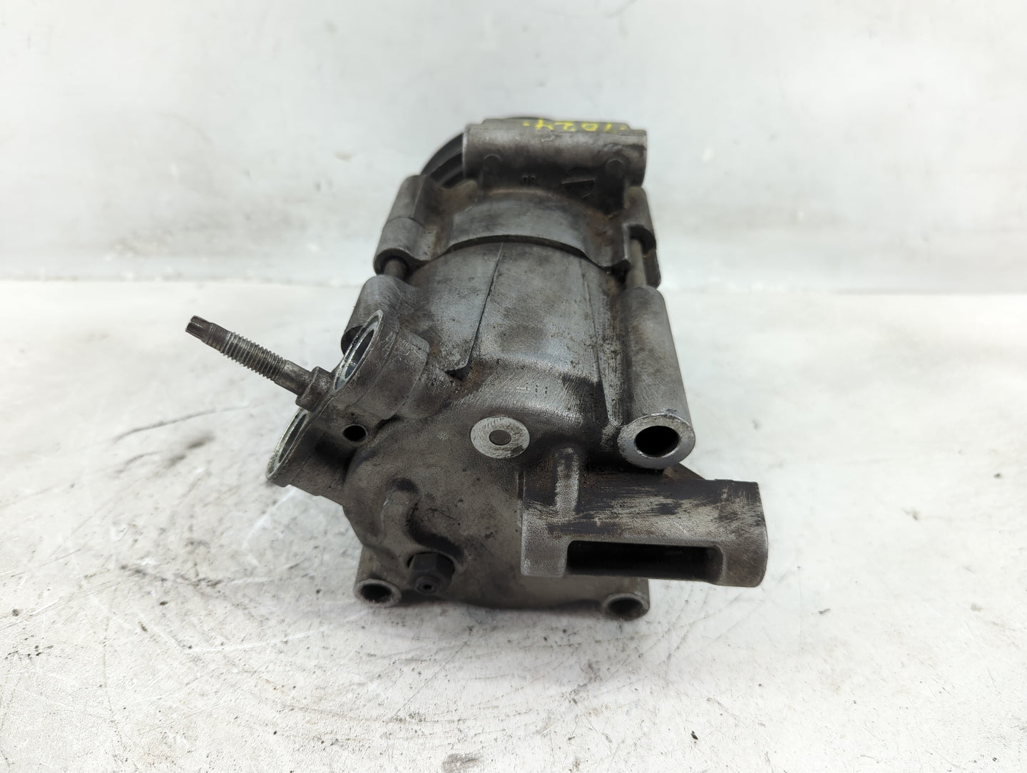 2008-2009 Saturn Vue Air Conditioning A/c Ac Compressor Oem - Oemusedautoparts1.com