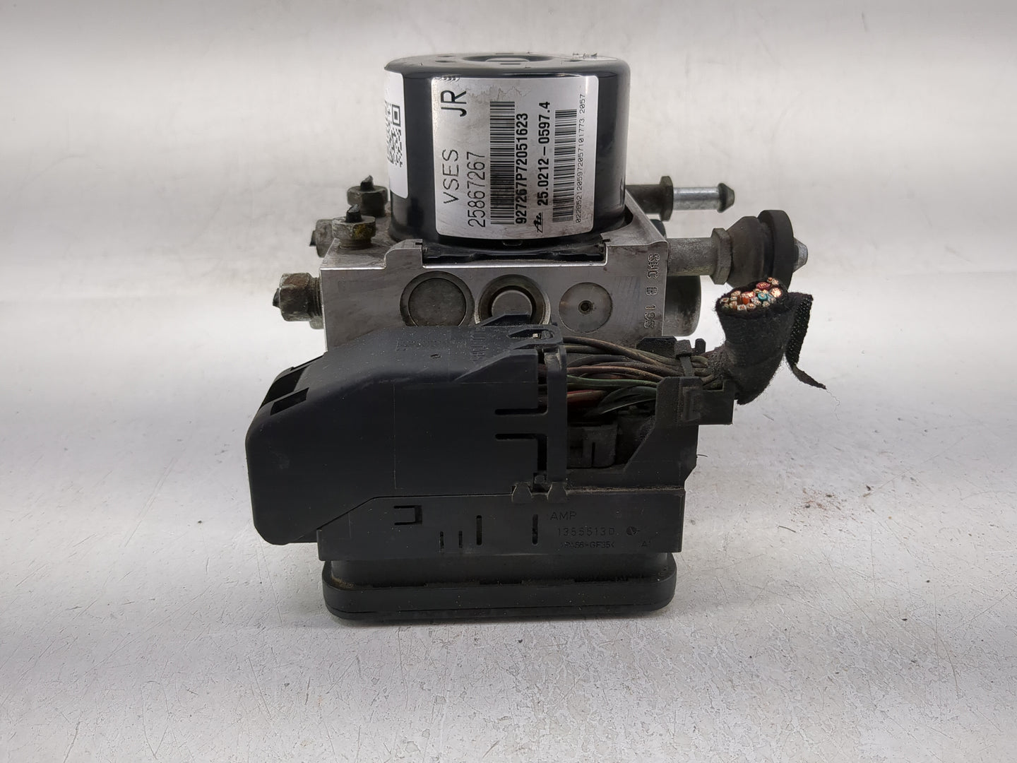 2008 Saturn Vue ABS Pump Control Module Replacement P/N:25867267 25867268 Fits OEM Used Auto Parts - Oemusedautoparts1.com