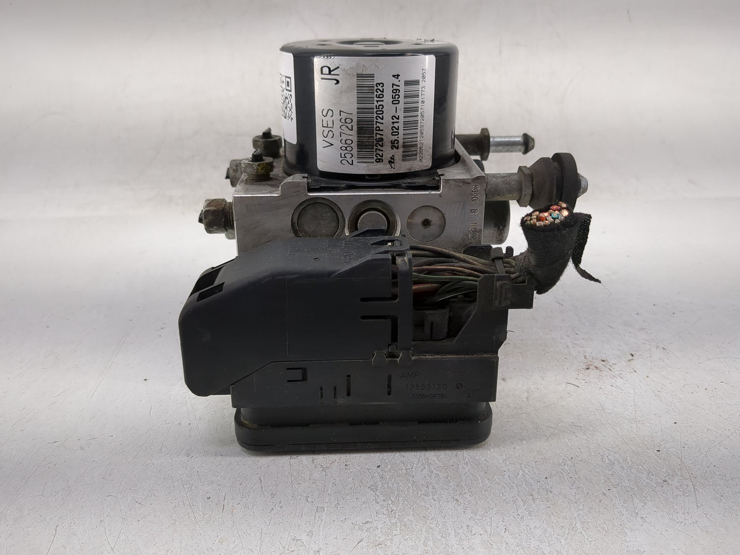 2008 Saturn Vue ABS Pump Control Module Replacement P/N:25867267 25867268 Fits OEM Used Auto Parts - Oemusedautoparts1.com