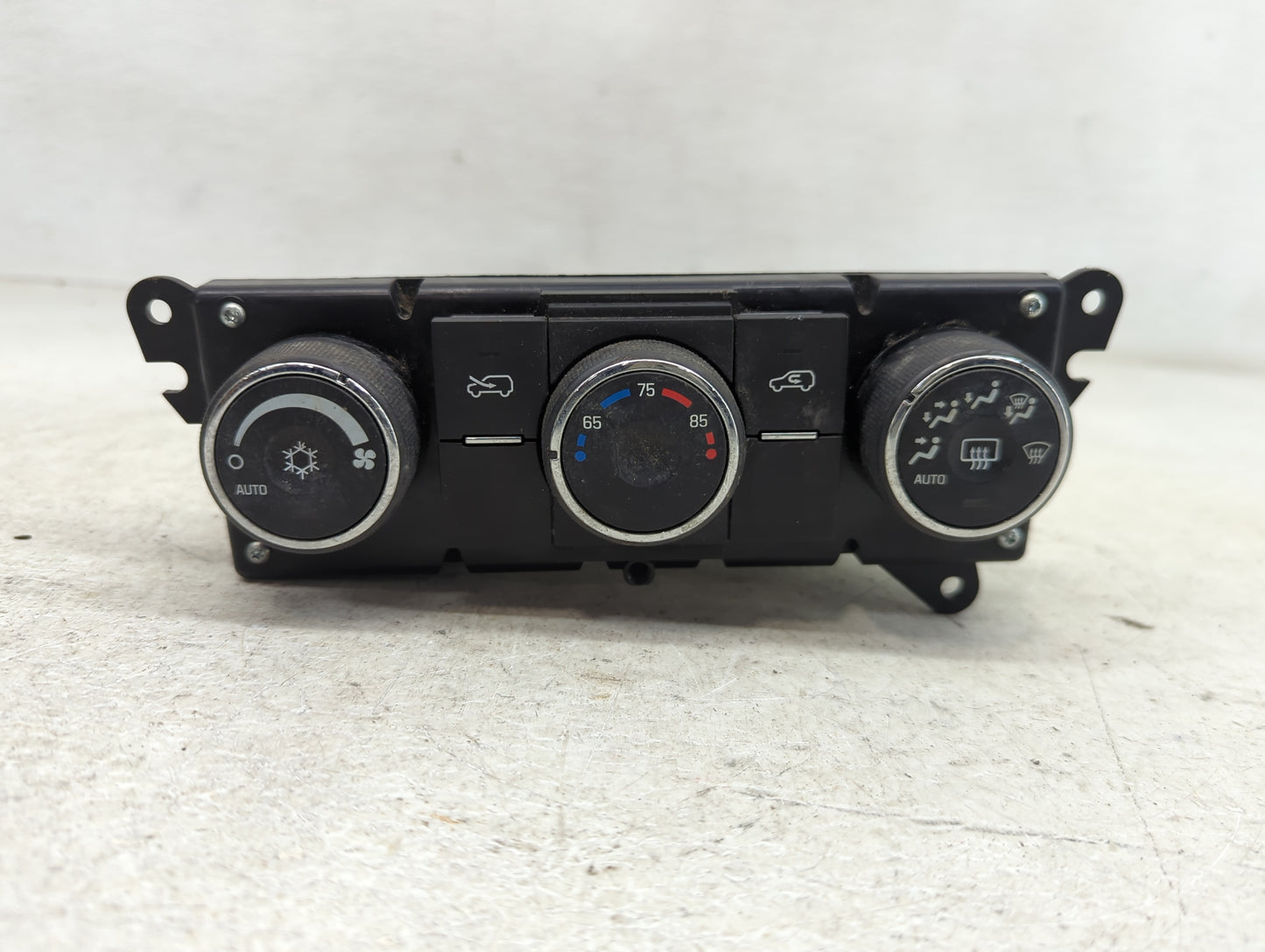 2008-2010 Saturn Vue Climate Control Module Temperature AC/Heater Replacement P/N:25891706 Fits Fits 2008 2009 2010 OEM Used