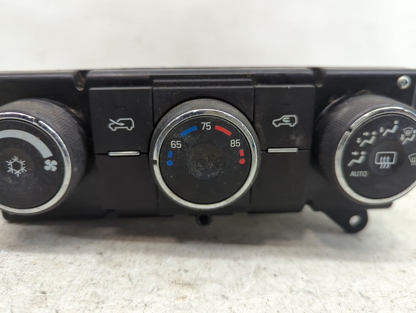 2008-2010 Saturn Vue Climate Control Module Temperature AC/Heater Replacement P/N:25891706 Fits Fits 2008 2009 2010 OEM Used