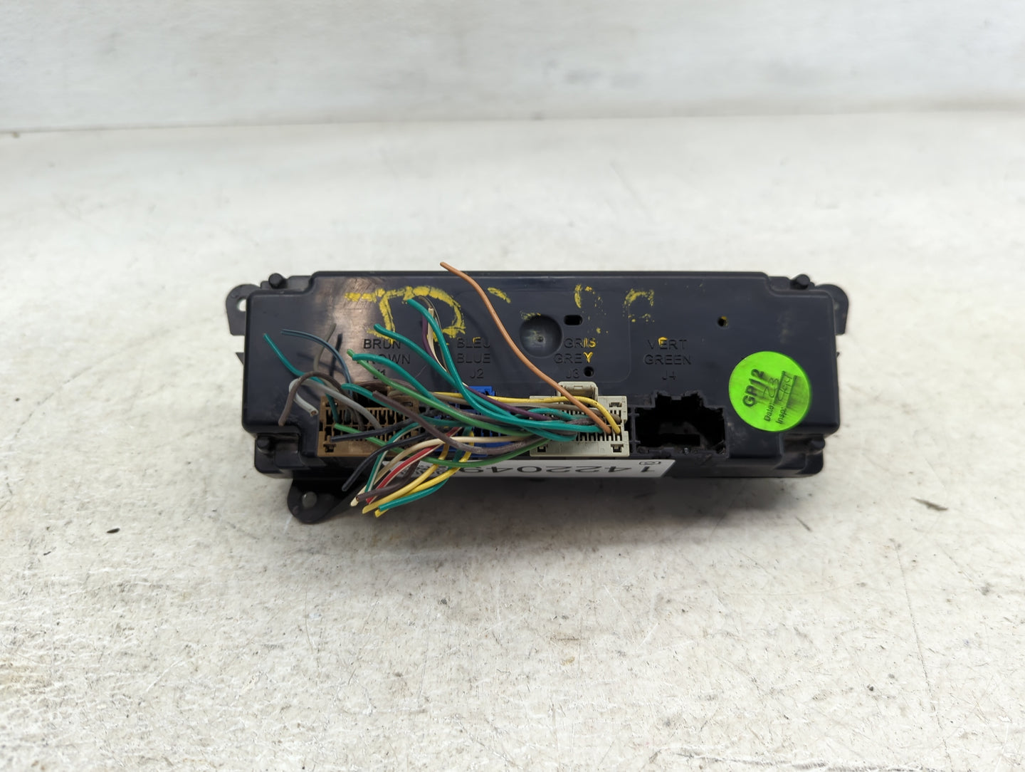 2008-2010 Saturn Vue Climate Control Module Temperature AC/Heater Replacement P/N:25891706 Fits Fits 2008 2009 2010 OEM Used