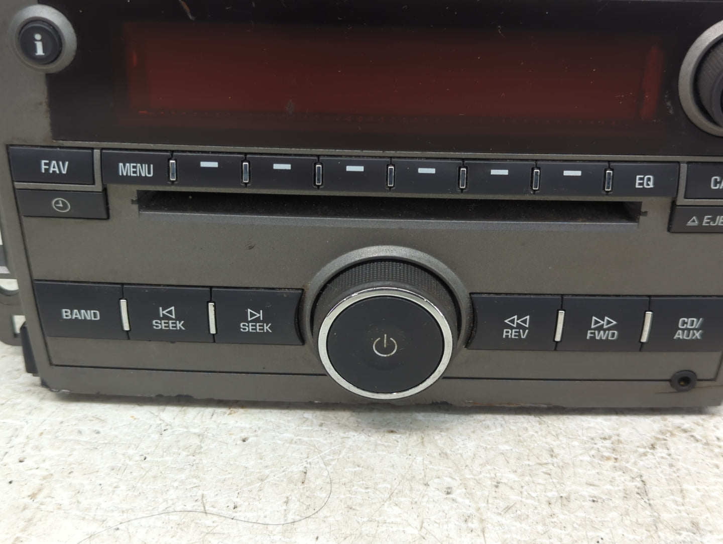 2008 Saturn Vue Radio AM FM Cd Player Receiver Replacement P/N:25956992 122000-9630F101 Fits OEM Used Auto Parts - Oemusedau