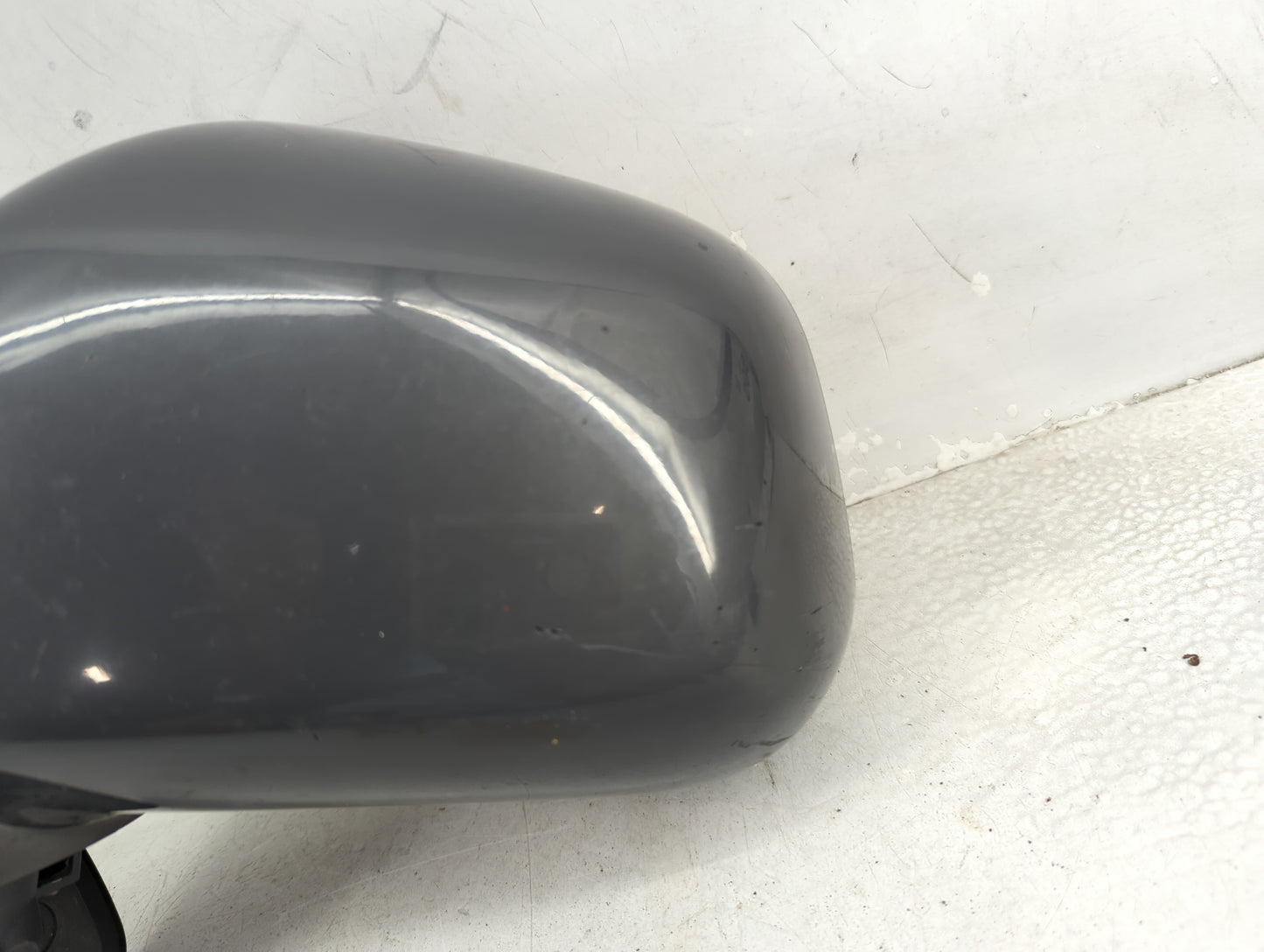 2008-2010 Saturn Vue Driver Side View Mirror - Left Door Mirror OEM Used - Oemusedautoparts1.com