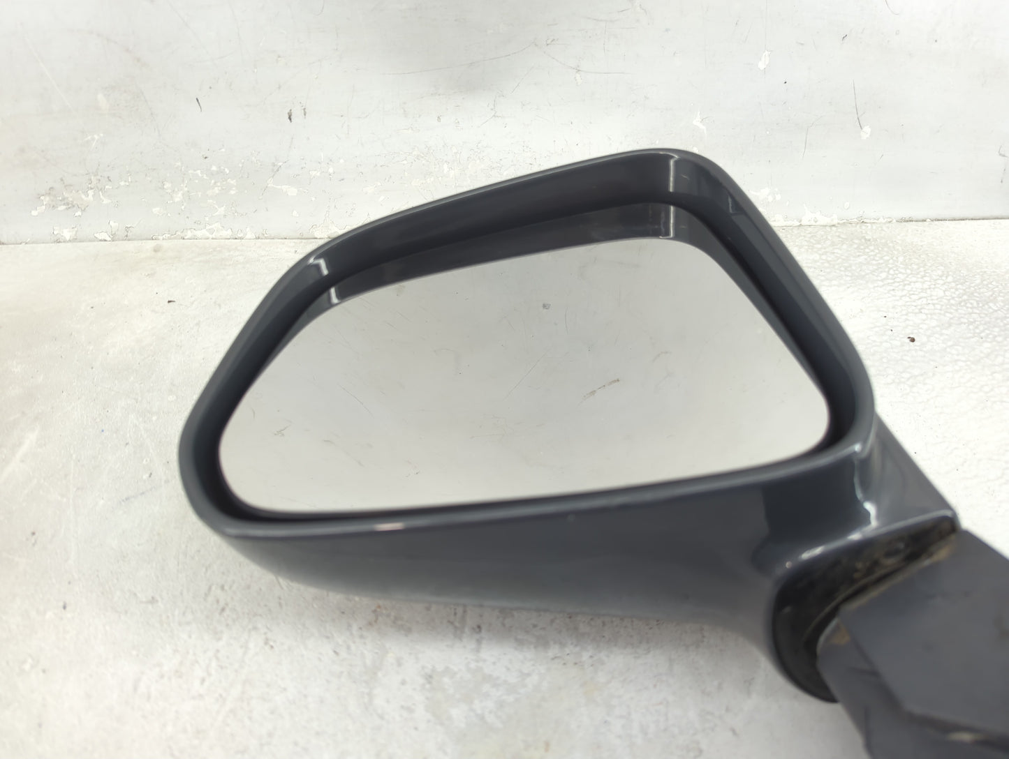 2008-2010 Saturn Vue Driver Side View Mirror - Left Door Mirror OEM Used - Oemusedautoparts1.com