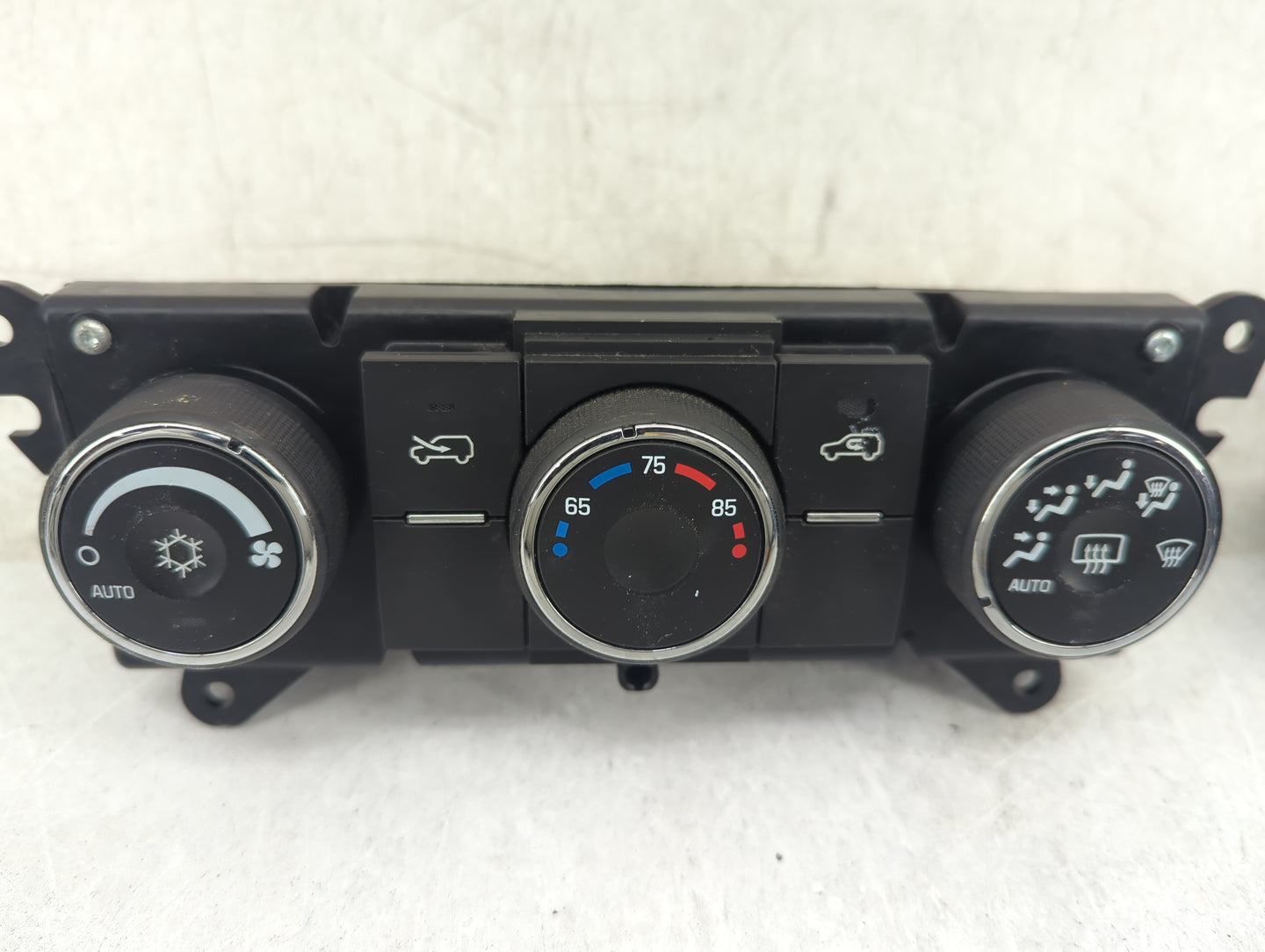 2008-2010 Saturn Vue Climate Control Module Temperature AC/Heater Replacement P/N:25891706 Fits Fits 2008 2009 2010 OEM Used