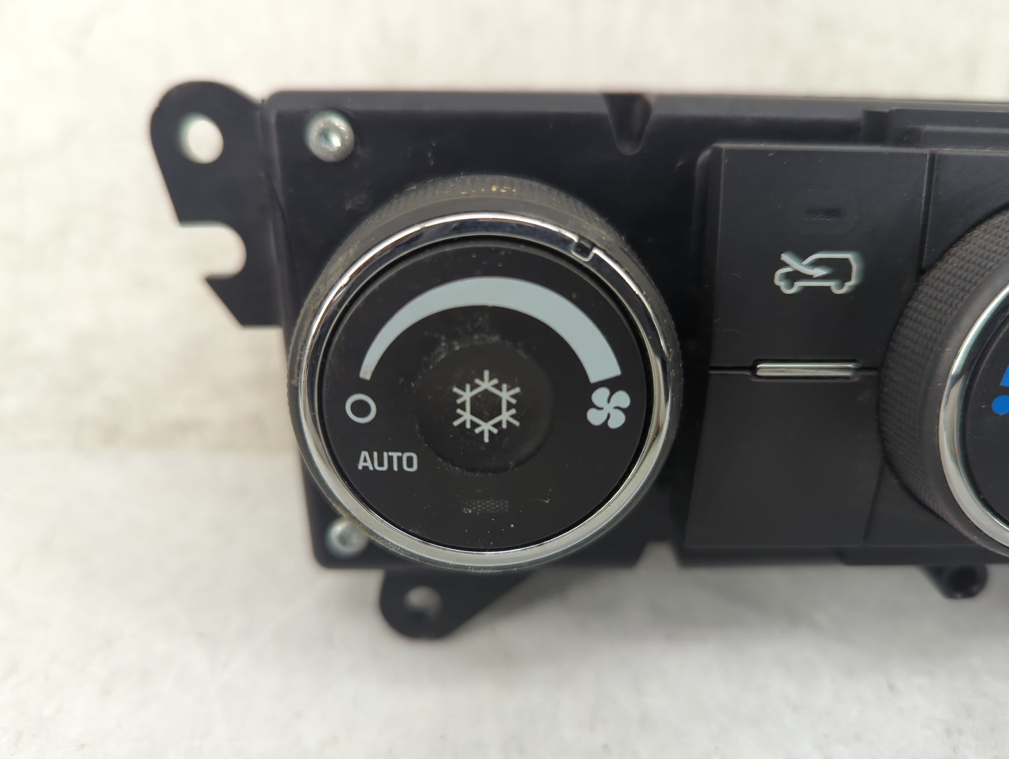 2008-2010 Saturn Vue Climate Control Module Temperature AC/Heater Replacement P/N:25891706 Fits Fits 2008 2009 2010 OEM Used