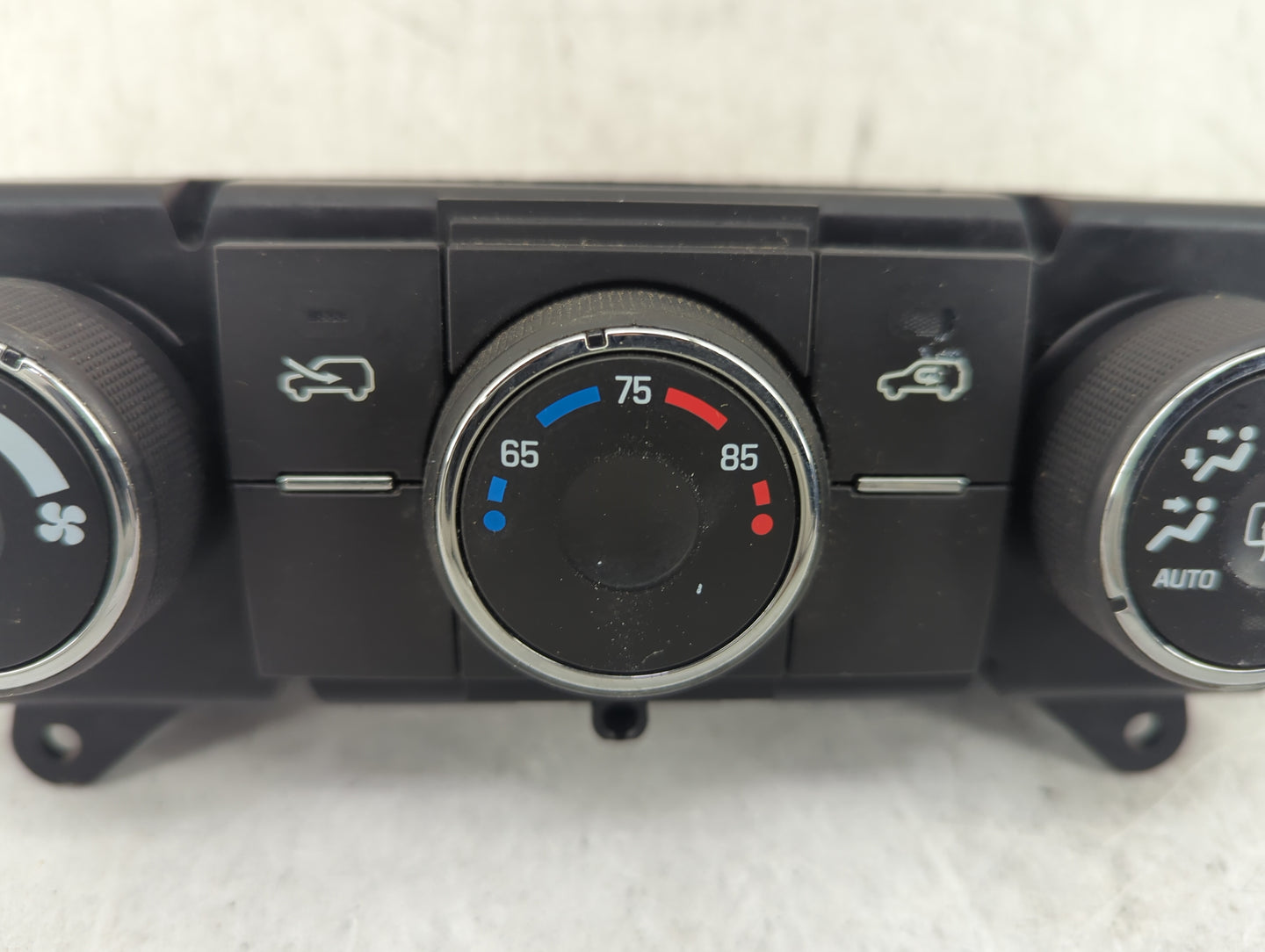 2008-2010 Saturn Vue Climate Control Module Temperature AC/Heater Replacement P/N:25891706 Fits Fits 2008 2009 2010 OEM Used