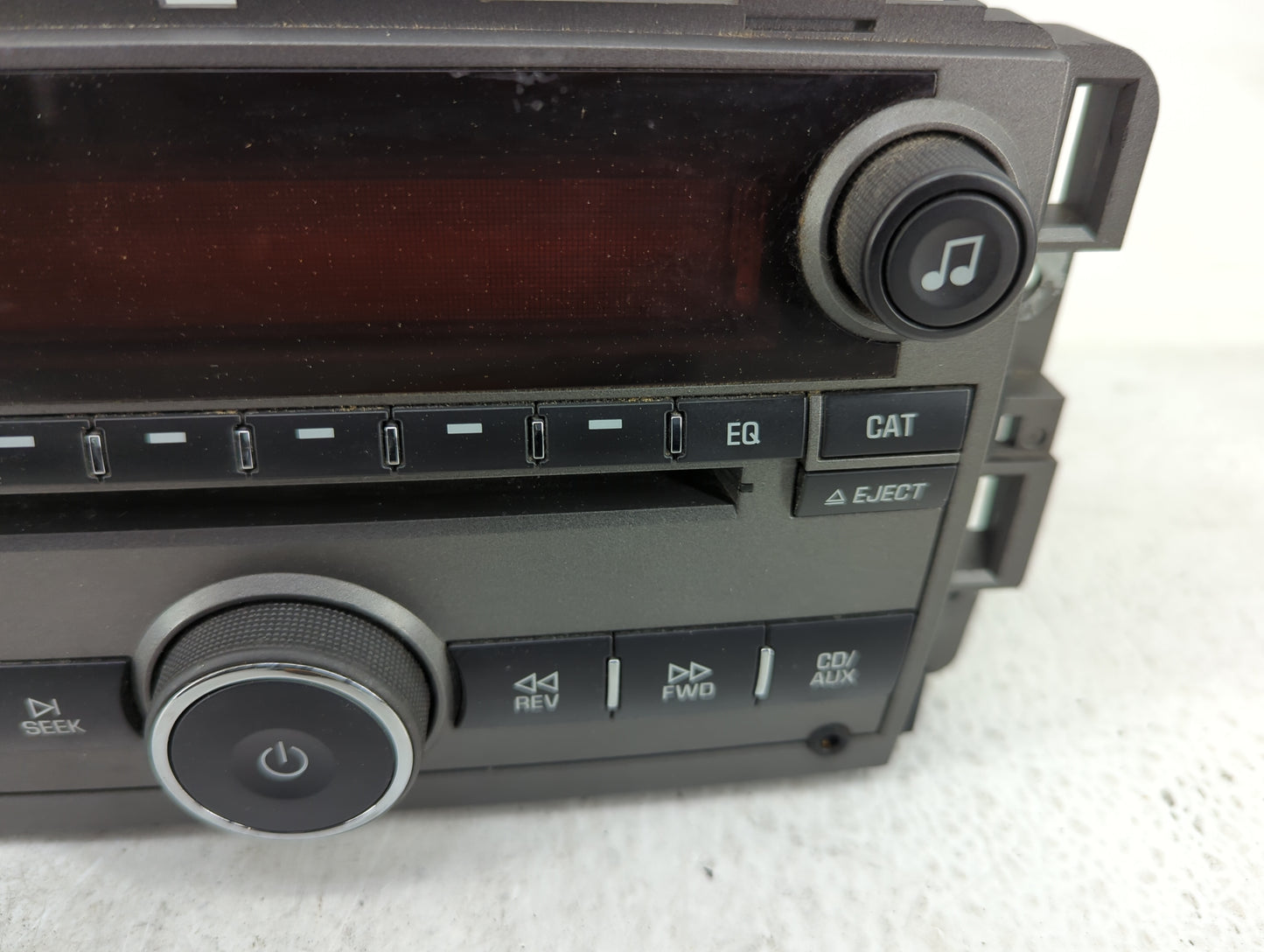 2008 Saturn Vue Radio AM FM Cd Player Receiver Replacement P/N:25866724 Fits OEM Used Auto Parts - Oemusedautoparts1.com