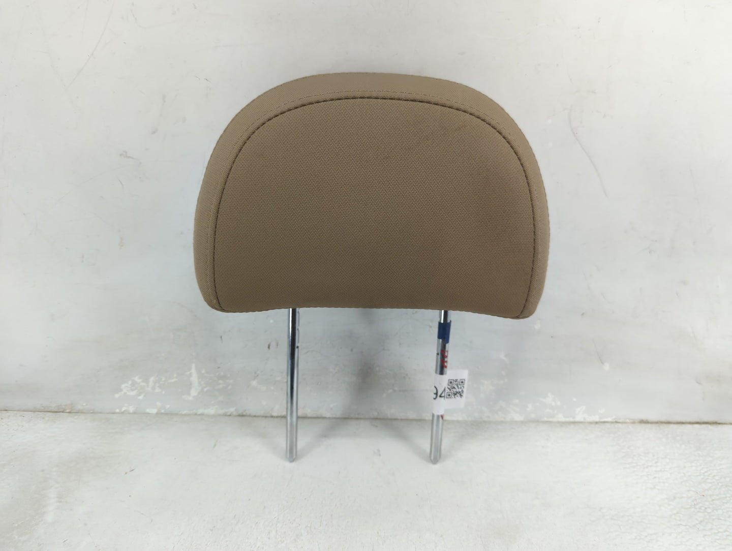 2008-2010 Saturn Vue Headrest Head Rest Rear Seat Fits Fits 2008 2009 2010 OEM Used Auto Parts - Oemusedautoparts1.com