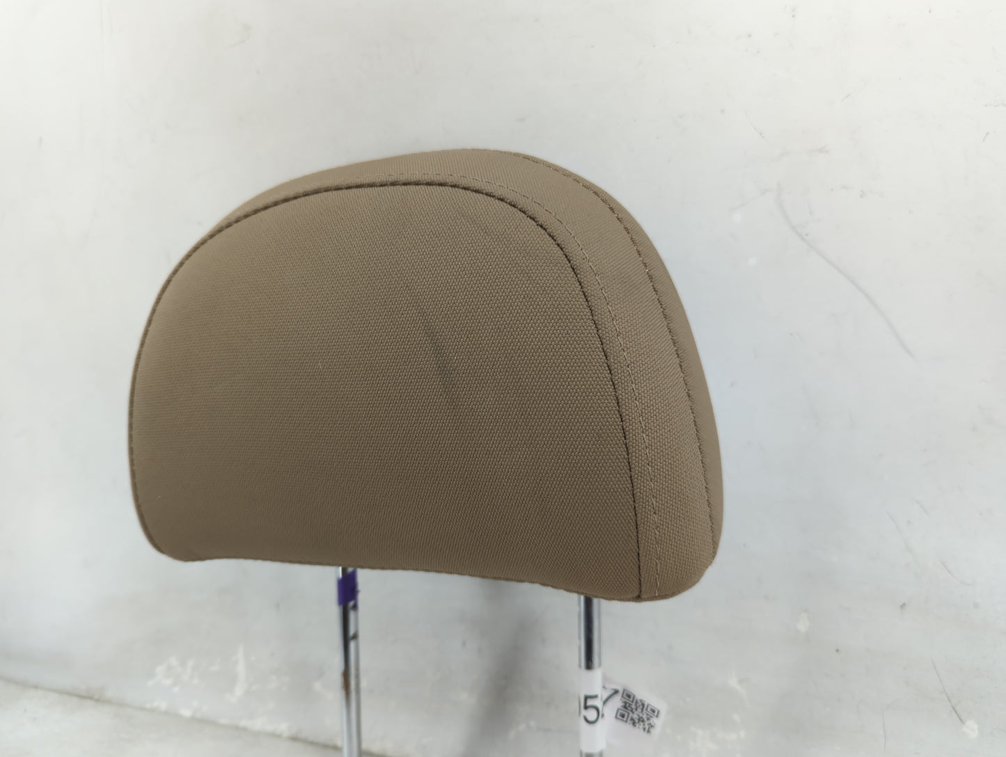 2008-2010 Saturn Vue Headrest Head Rest Front Driver Seat Beige - Oemusedautoparts1.com