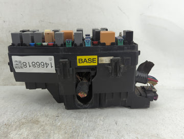 2008-2009 Saturn Vue Fusebox Fuse Box Panel Relay Module P/N:94580644 Fits Fits 2008 2009 OEM Used Auto Parts - Oemusedautop