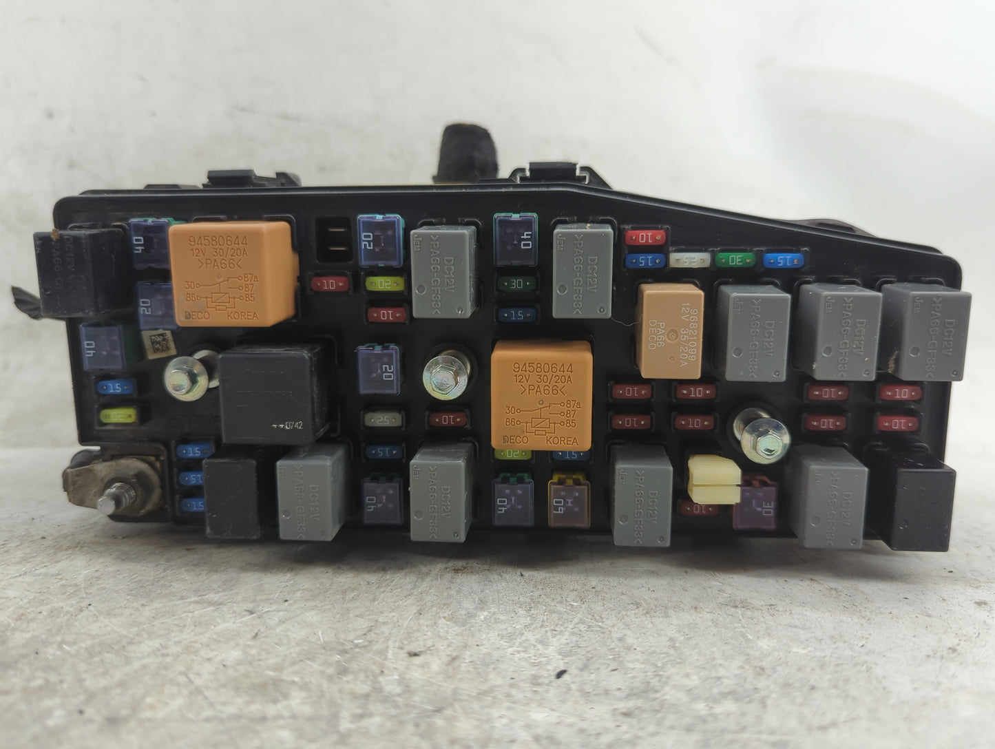 2008-2009 Saturn Vue Fusebox Fuse Box Panel Relay Module P/N:94580644 Fits Fits 2008 2009 OEM Used Auto Parts - Oemusedautop
