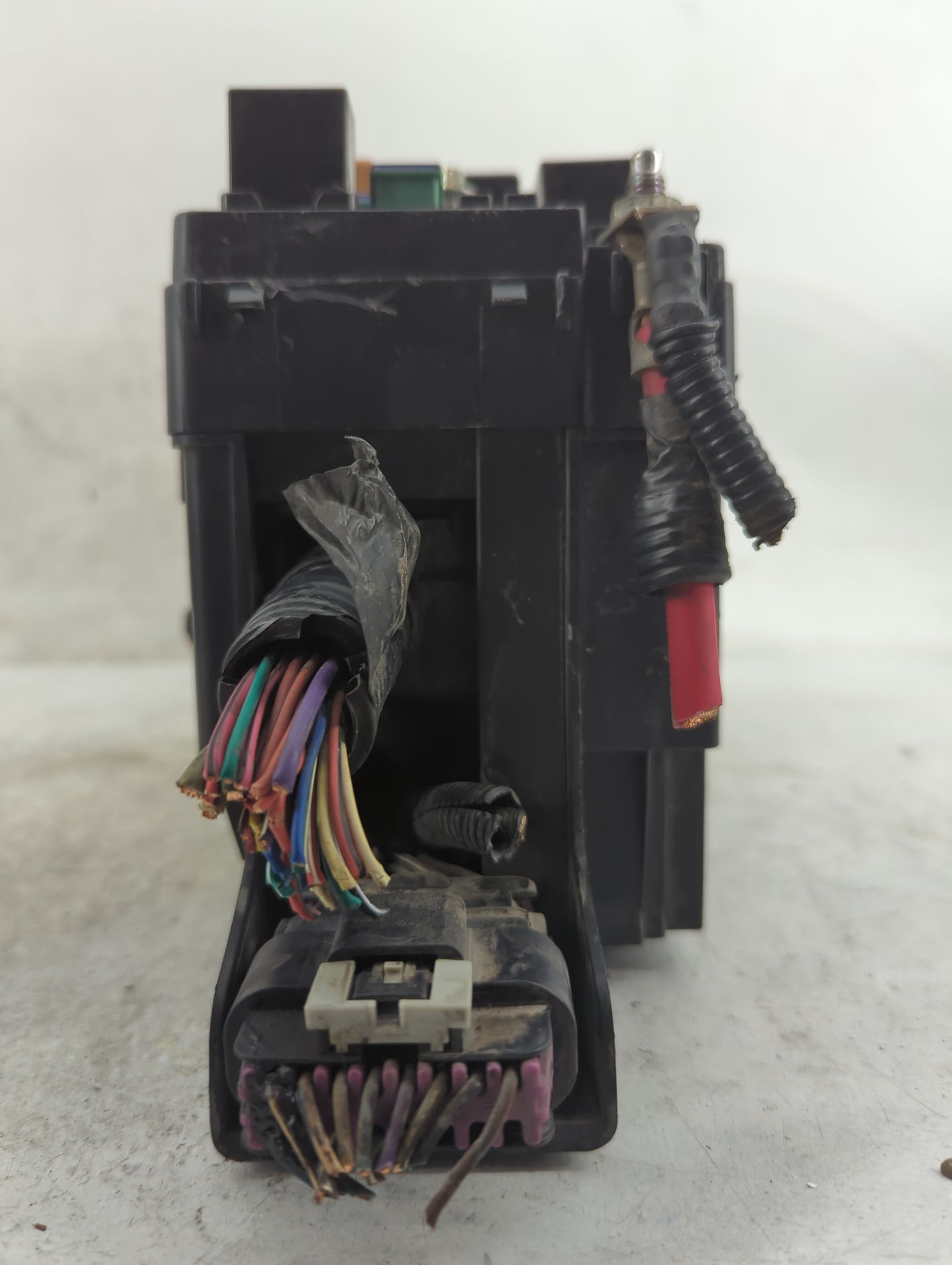 2008-2009 Saturn Vue Fusebox Fuse Box Panel Relay Module P/N:94580644 Fits Fits 2008 2009 OEM Used Auto Parts - Oemusedautop