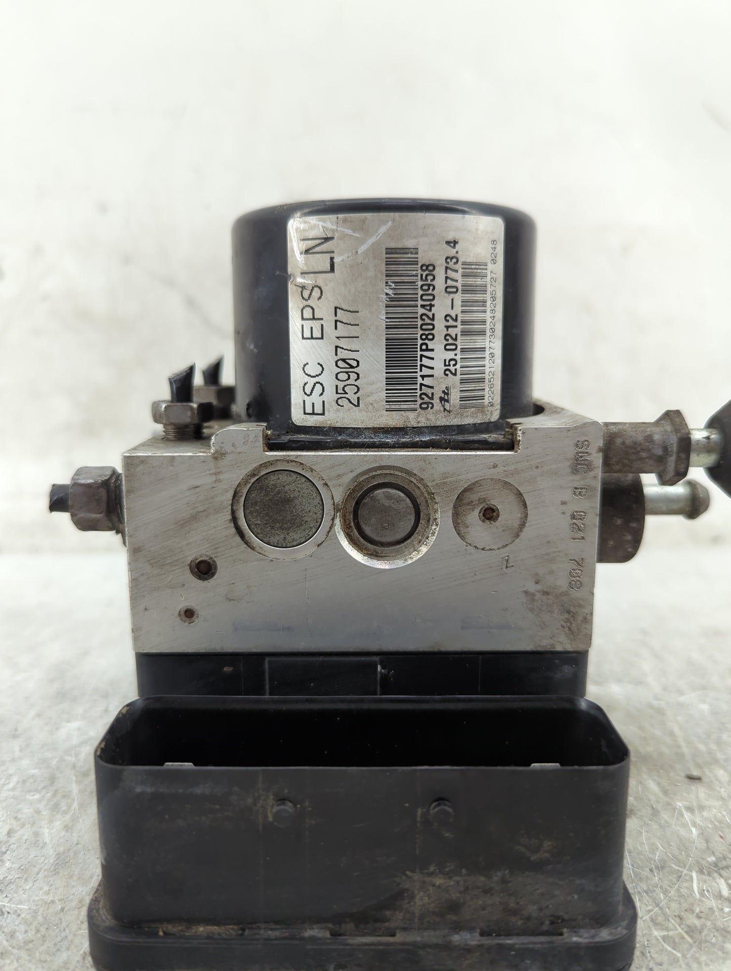 2008 Saturn Vue ABS Pump Control Module Replacement P/N:25907177 25.0212-0773.4, 927177P80240958, 00.0405-736C.1 Fits OEM Us