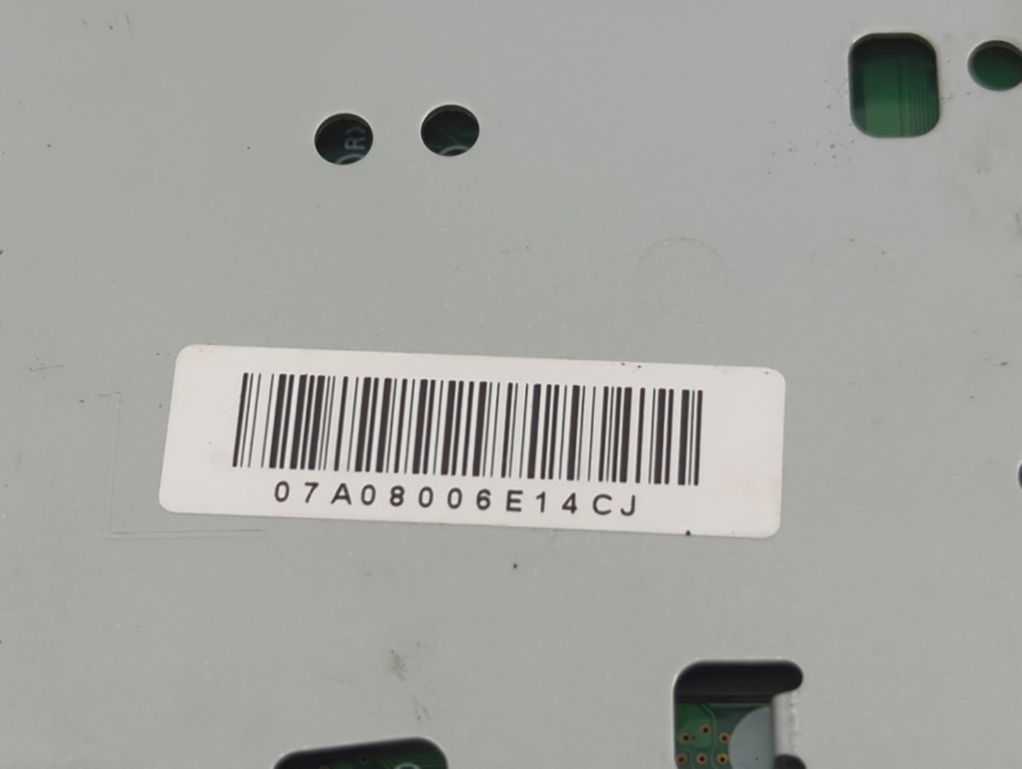 2008 Saturn Vue Radio AM FM Cd Player Receiver Replacement P/N:07A08006E14CJ 121852-049, 121852-051 Fits OEM Used Auto Parts