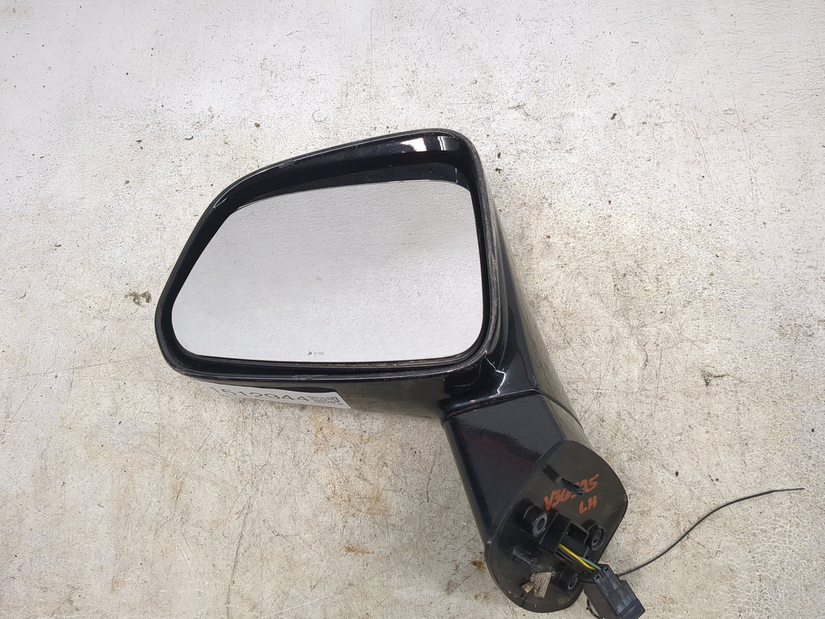 2008-2010 Saturn Vue Driver Side View Mirror - Left Door Mirror OEM Used - Oemusedautoparts1.com