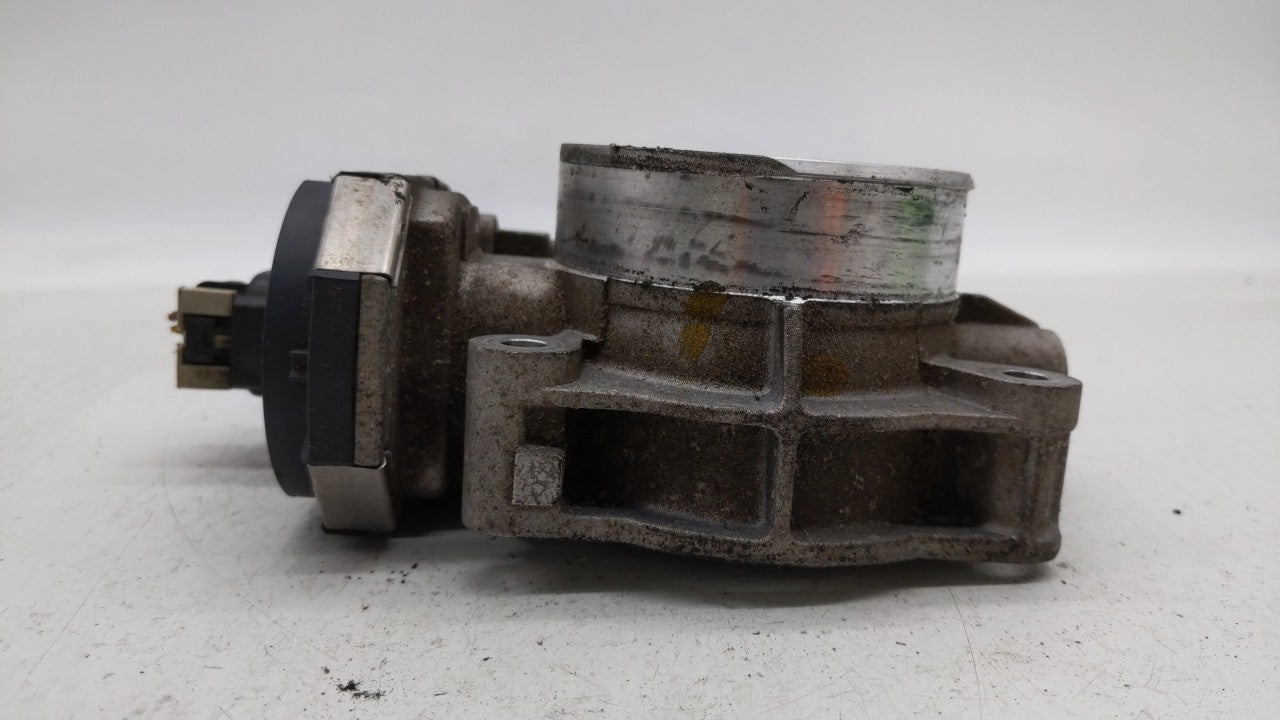 2008-2010 Saturn Vue Throttle Body P/N:995AA Fits Fits 2007 2008 2009 2010 2011 OEM Used Auto Parts - Oemusedautoparts1.com