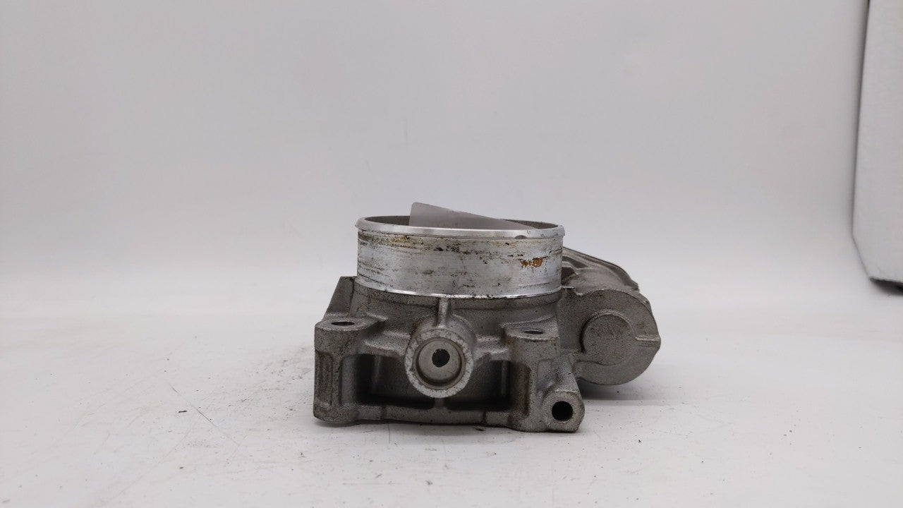 2008-2010 Saturn Vue Throttle Body P/N:995AA Fits Fits 2007 2008 2009 2010 2011 OEM Used Auto Parts - Oemusedautoparts1.com
