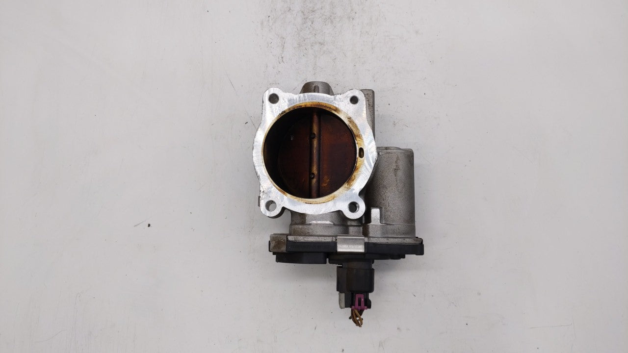 2008-2010 Saturn Vue Throttle Body P/N:995AA Fits Fits 2007 2008 2009 2010 2011 OEM Used Auto Parts - Oemusedautoparts1.com