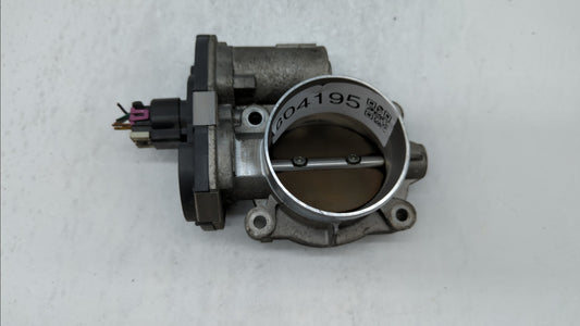 2008-2010 Saturn Vue Throttle Body P/N:995AA Fits Fits 2007 2008 2009 2010 2011 OEM Used Auto Parts - Oemusedautoparts1.com