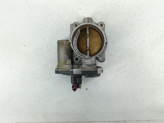2008-2010 Saturn Vue Throttle Body P/N:995AA Fits Fits 2007 2008 2009 2010 2011 OEM Used Auto Parts - Oemusedautoparts1.com