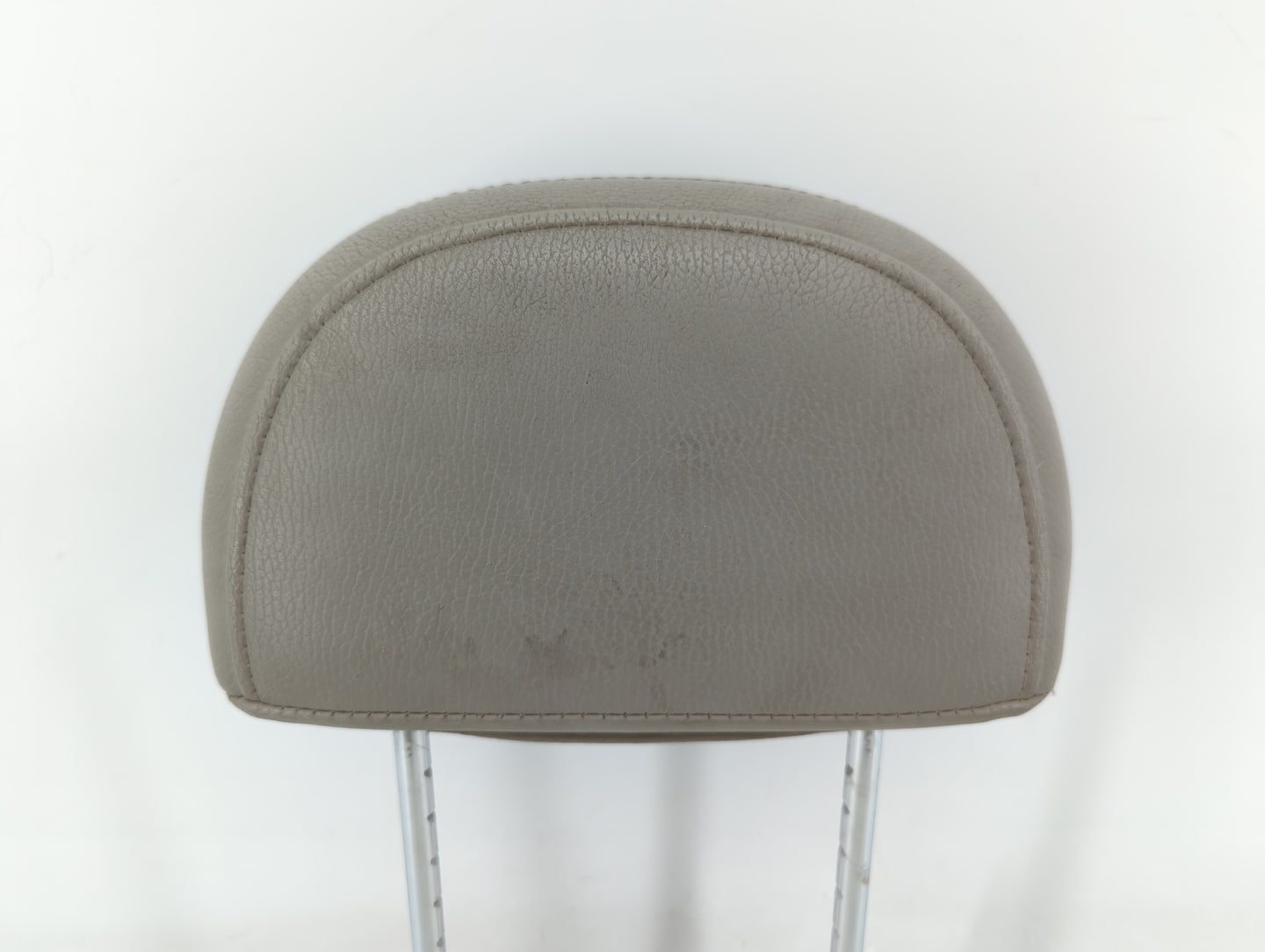 2008-2009 Saturn Vue Headrest Head Rest Rear Seat Fits Fits 2008 2009 OEM Used Auto Parts - Oemusedautoparts1.com