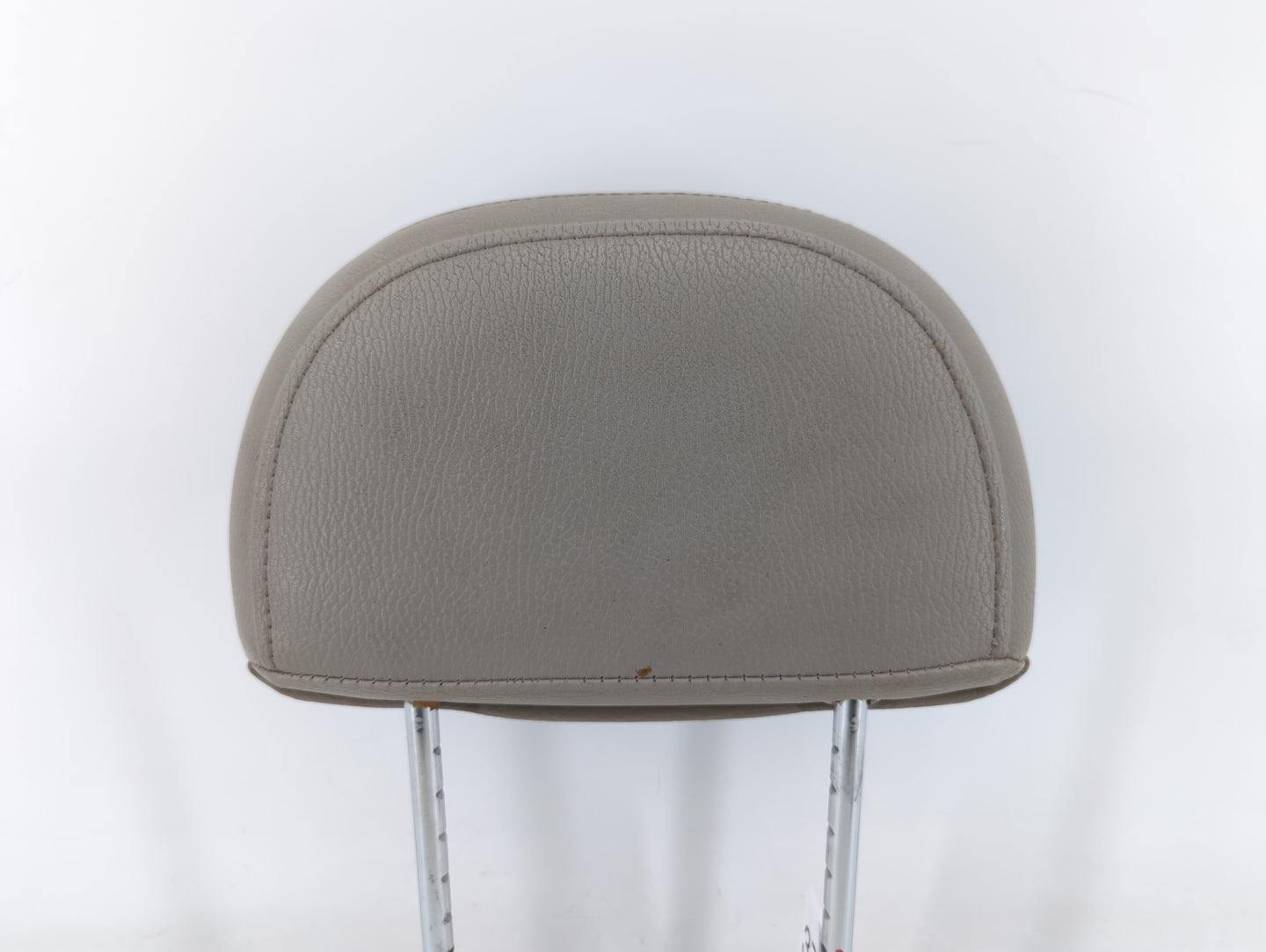 2008-2009 Saturn Vue Headrest Head Rest Rear Seat Fits Fits 2008 2009 OEM Used Auto Parts - Oemusedautoparts1.com