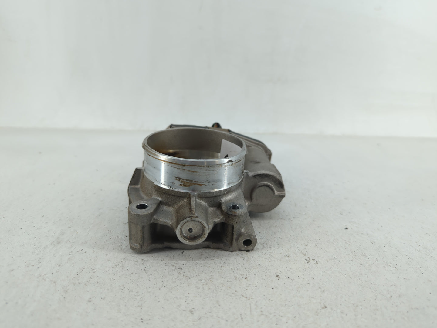 2008-2010 Saturn Vue Throttle Body P/N:330IA 591HB, 995AA Fits Fits 2007 2008 2009 2010 2011 OEM Used Auto Parts - Oemusedau