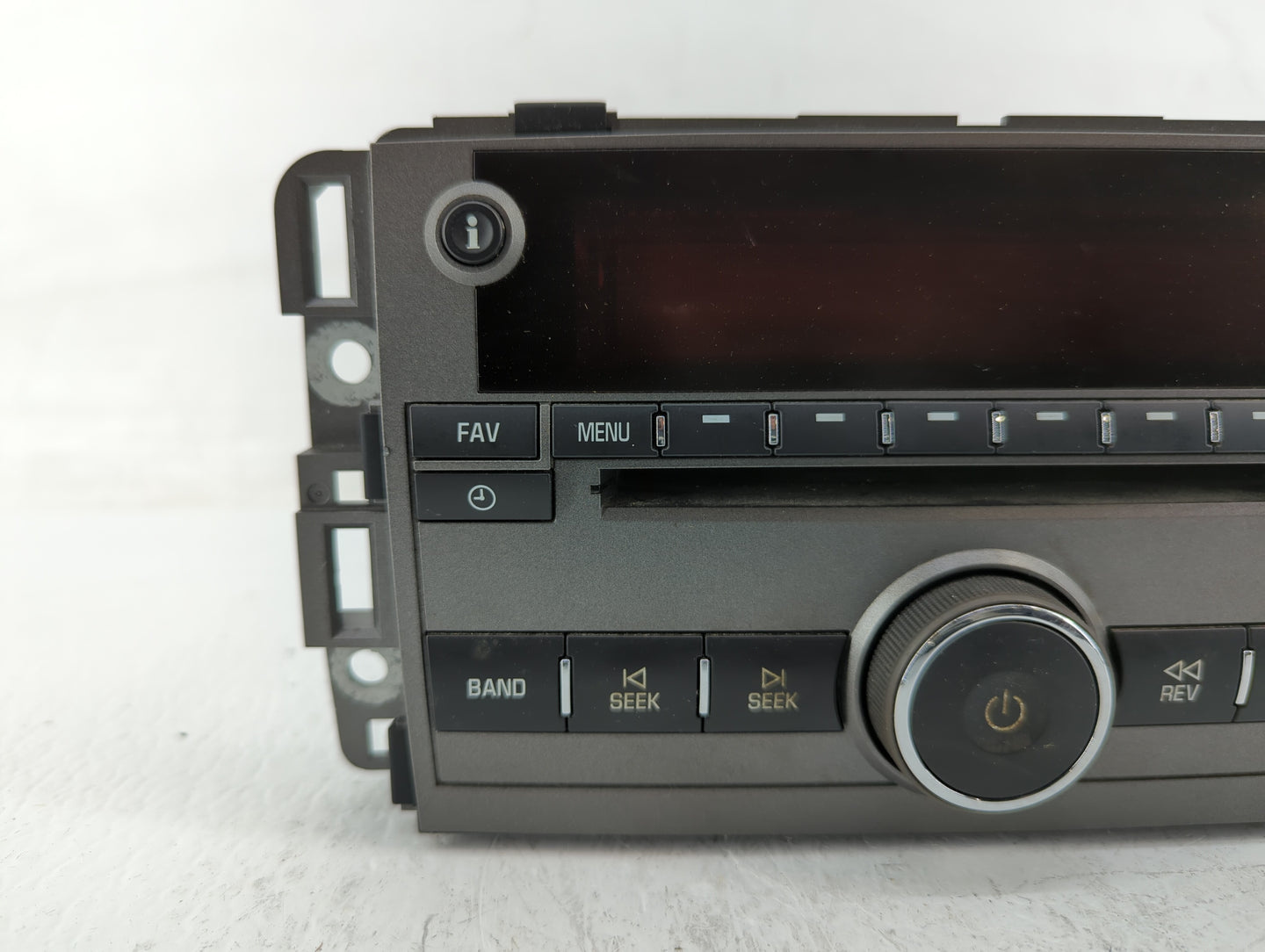 2008 Saturn Vue Radio AM FM Cd Player Receiver Replacement P/N:25866724 20790697, 25956992, 25875839 Fits OEM Used Auto Part