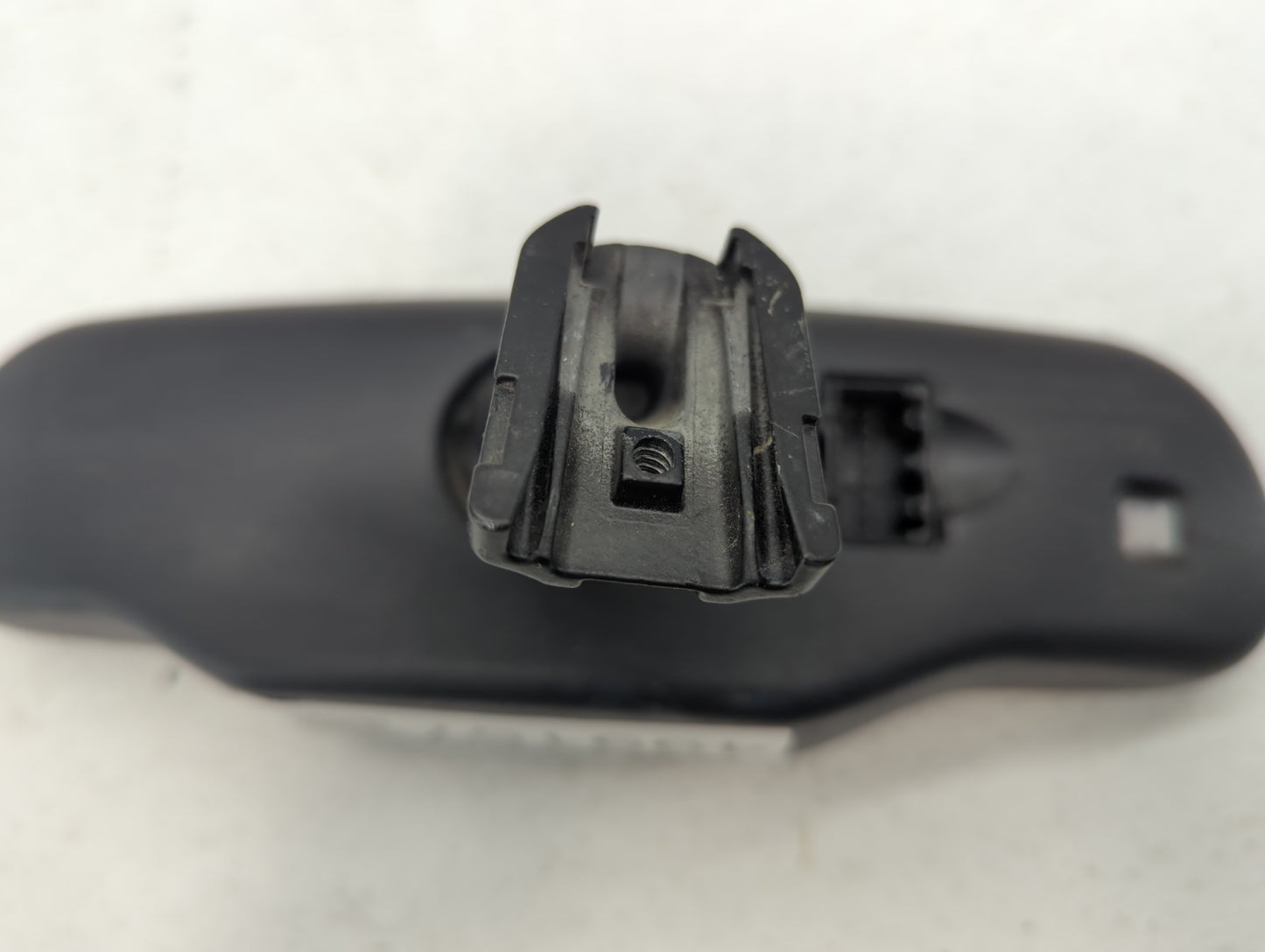 2008 Saturn Vue Interior Rear View Mirror Replacement OEM Fits OEM Used Auto Parts - Oemusedautoparts1.com