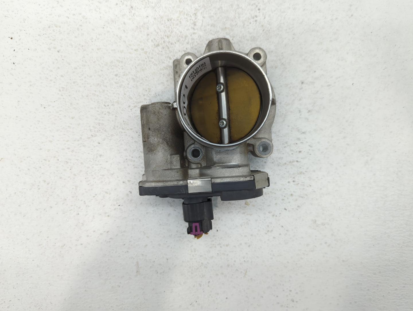 2008-2010 Saturn Vue Throttle Body P/N:2127AA 330IA Fits Fits 2007 2008 2009 2010 2011 OEM Used Auto Parts - Oemusedautopart