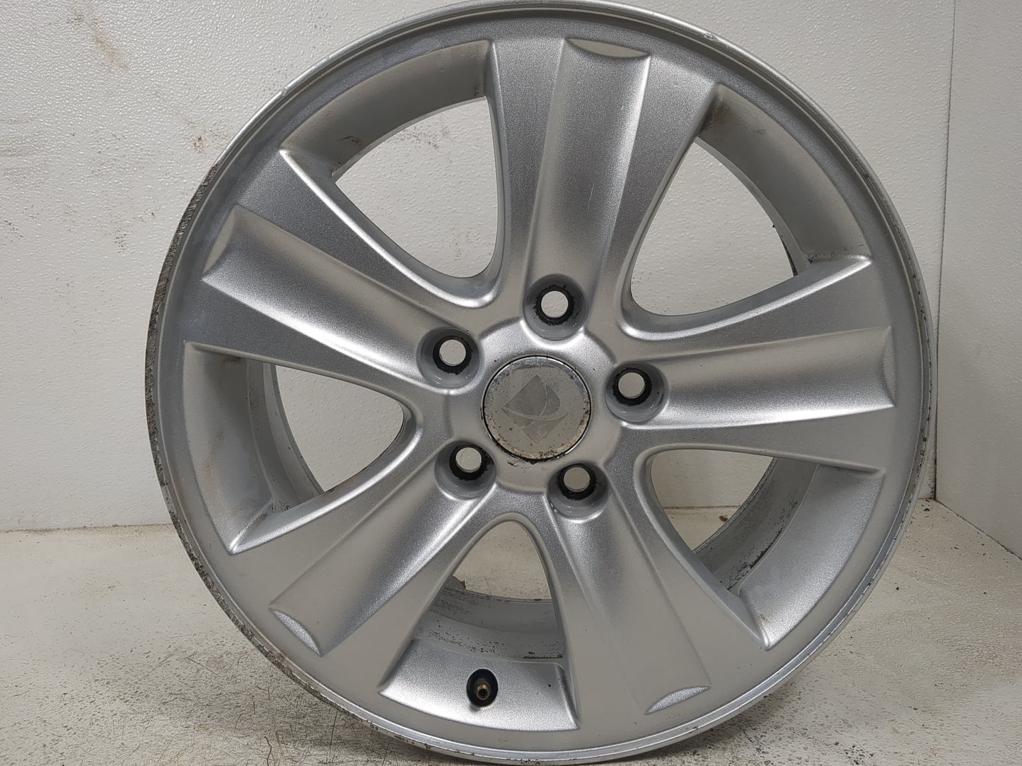 2008 Saturn Vue Oem Wheel Rim 5003402 - Oemusedautoparts1.com