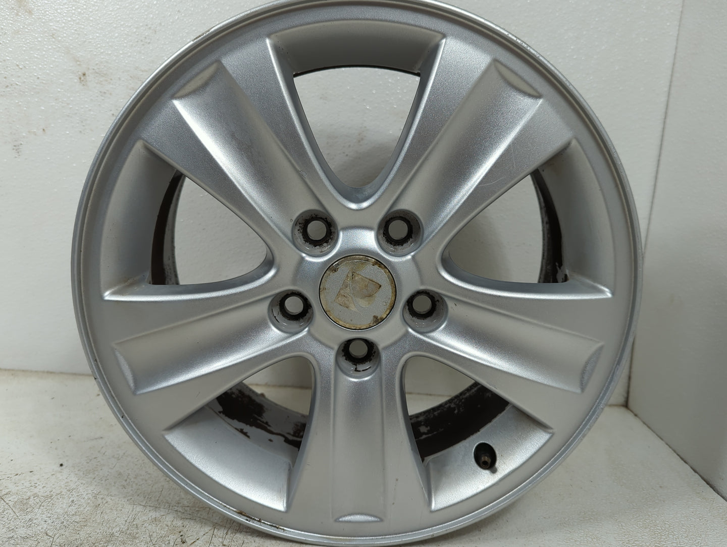 2008 Saturn Vue Oem Wheel Rim 5003403 - Oemusedautoparts1.com
