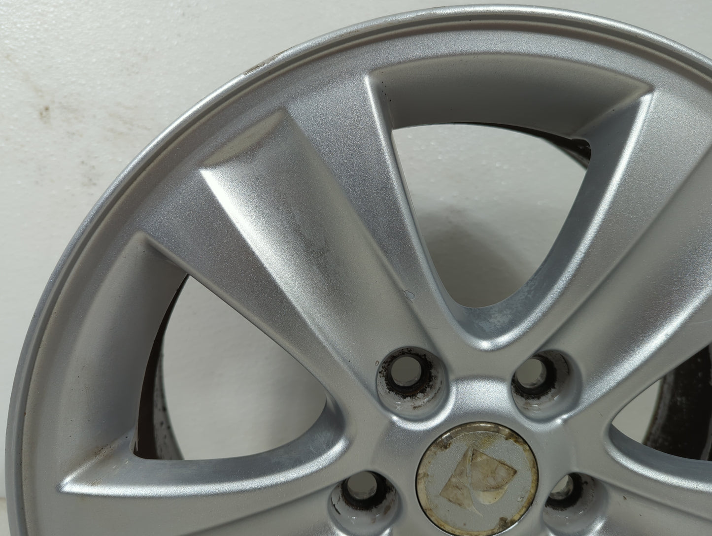 2008 Saturn Vue Oem Wheel Rim 5003403 - Oemusedautoparts1.com