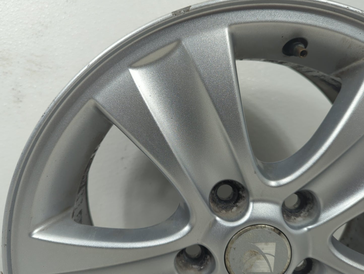 2008 Saturn Vue Oem Wheel Rim 5003417 - Oemusedautoparts1.com