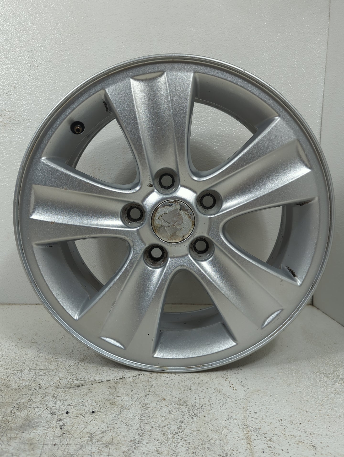 2008 Saturn Vue Oem Wheel Rim 5003419 - Oemusedautoparts1.com