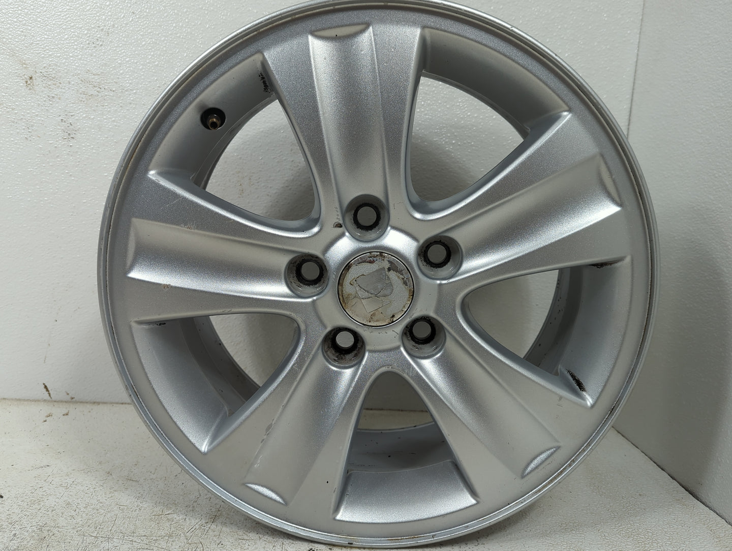 2008 Saturn Vue Oem Wheel Rim 5003419 - Oemusedautoparts1.com