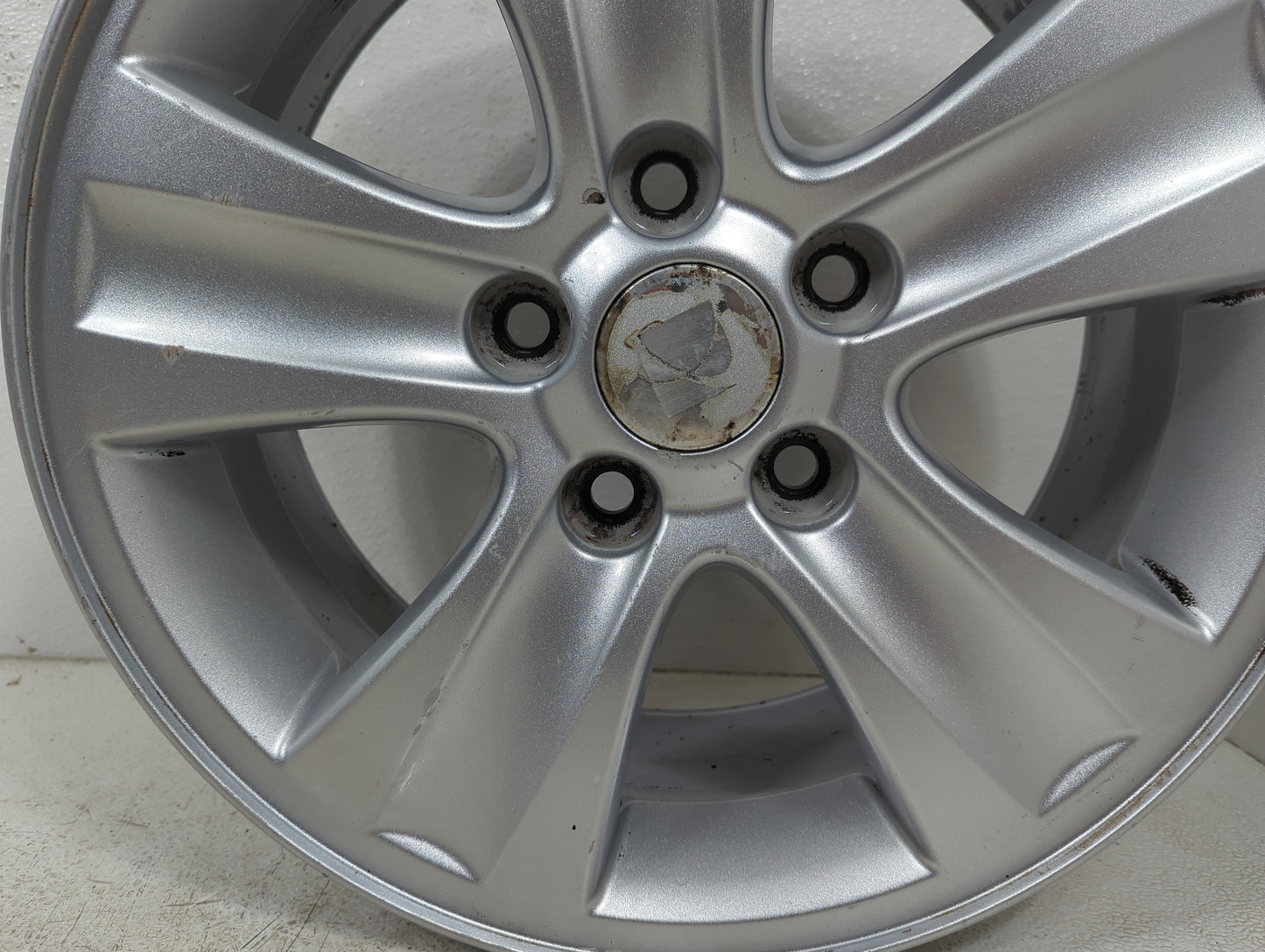 2008 Saturn Vue Oem Wheel Rim 5003419 - Oemusedautoparts1.com