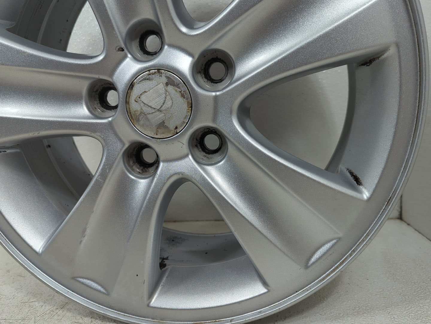 2008 Saturn Vue Oem Wheel Rim 5003419 - Oemusedautoparts1.com