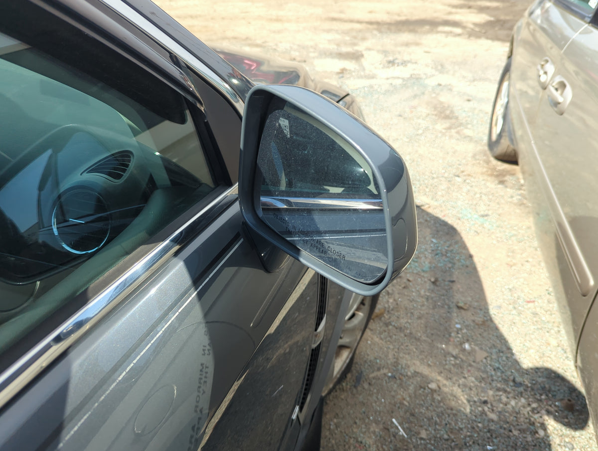 2008-2010 Saturn Vue Passenger Side View Mirror - Right Door Mirror OEM Used - Oemusedautoparts1.com