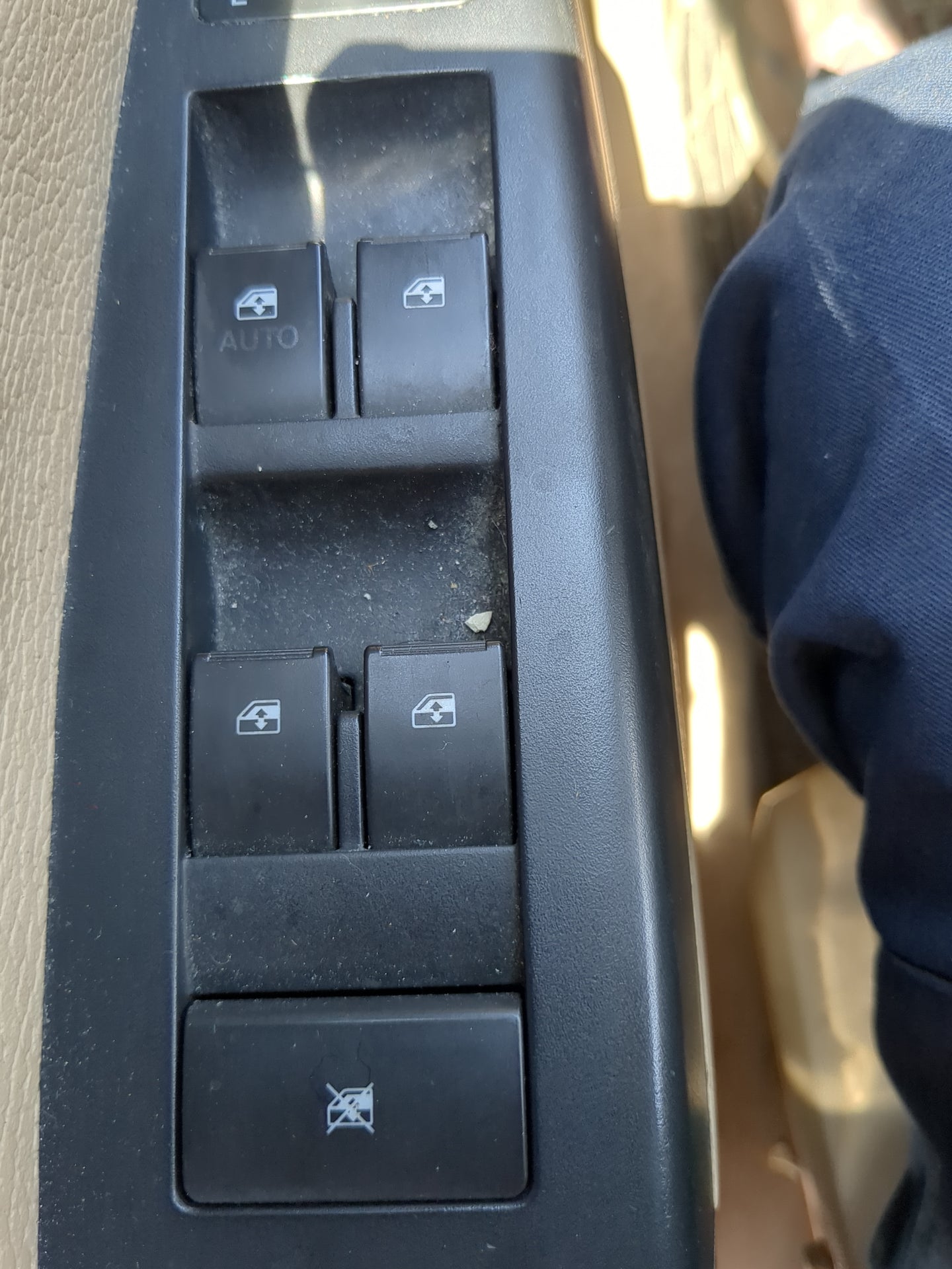 2008-2010 Saturn Vue Master Power Window Switch Replacement Driver Side Left Fits Fits 2008 2009 2010 OEM Used Auto Parts - 