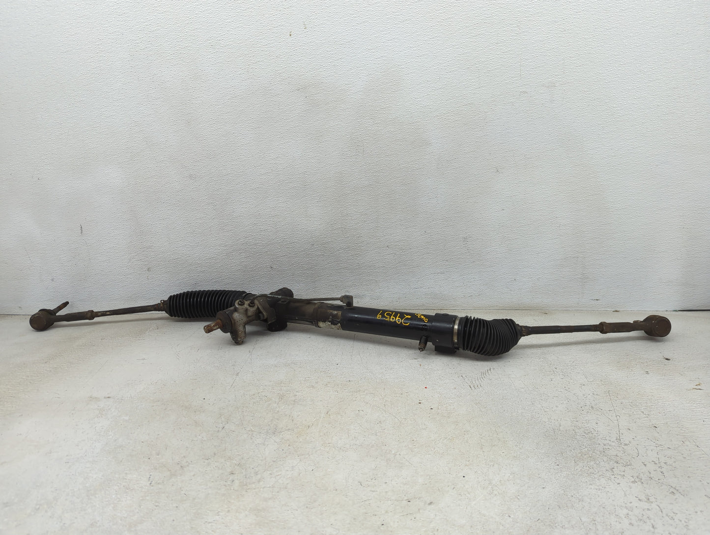 2008-2009 Saturn Vue Rack and Pinion Steering Gear Fits Fits 2008 2009 OEM Used Auto Parts - Oemusedautoparts1.com