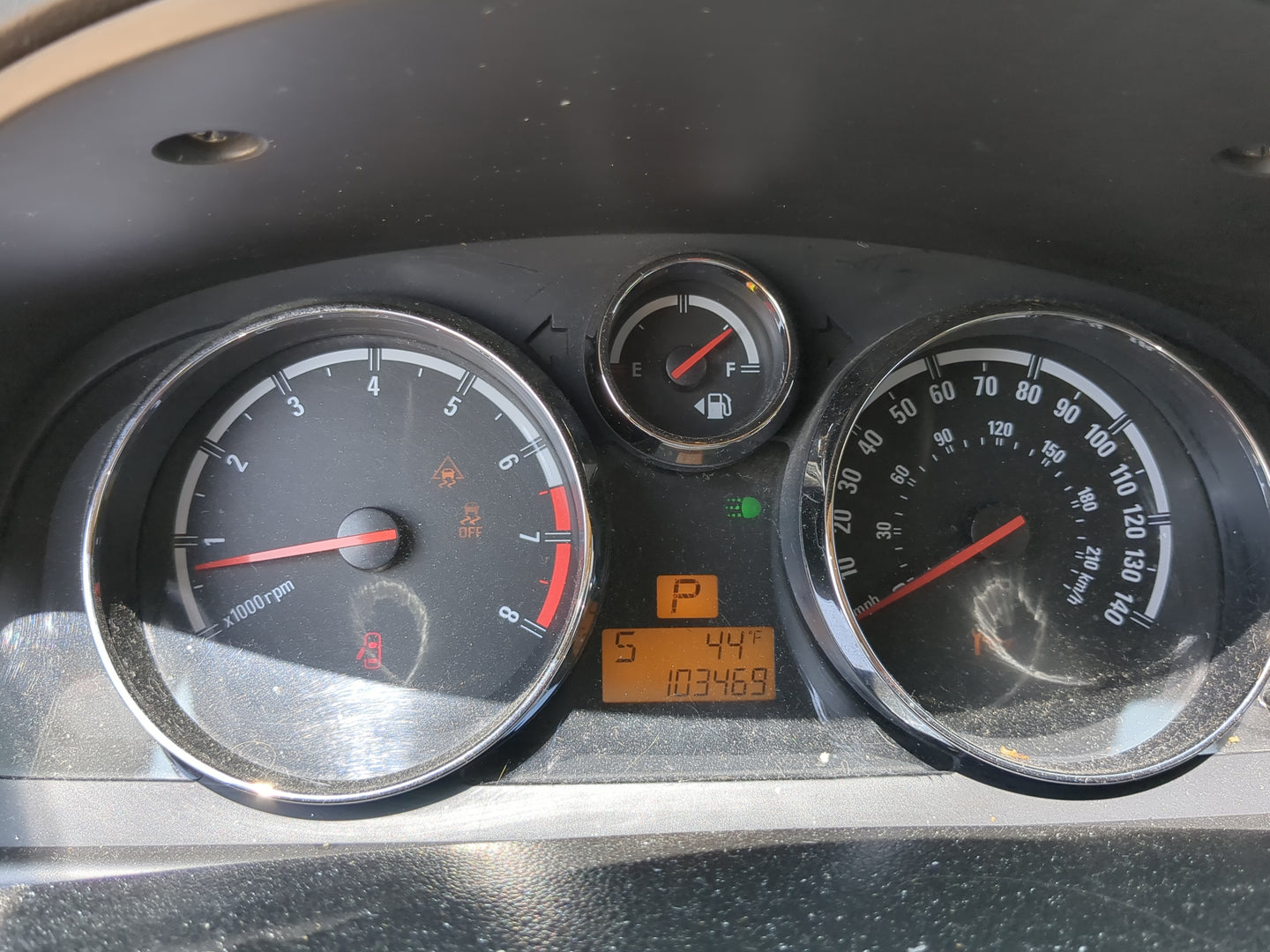 2008-2009 Saturn Vue Instrument Cluster Speedometer Gauges Miles:103K Fits Fits 2008 2009 OEM Used Auto Parts - Oemusedautop