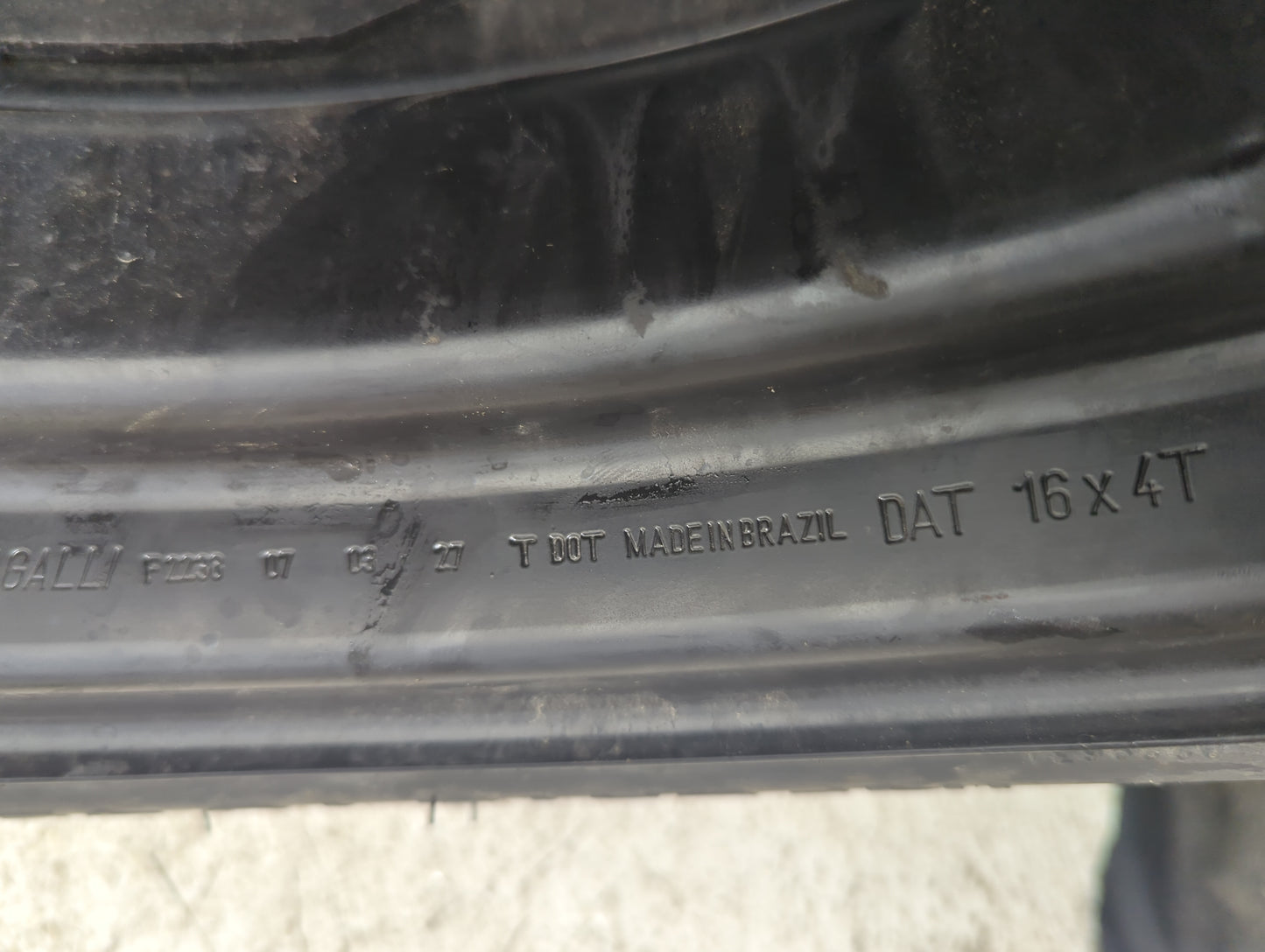 2002-2010 Saturn Vue Spare Donut Tire Wheel Rim Oem 5033393 - Oemusedautoparts1.com