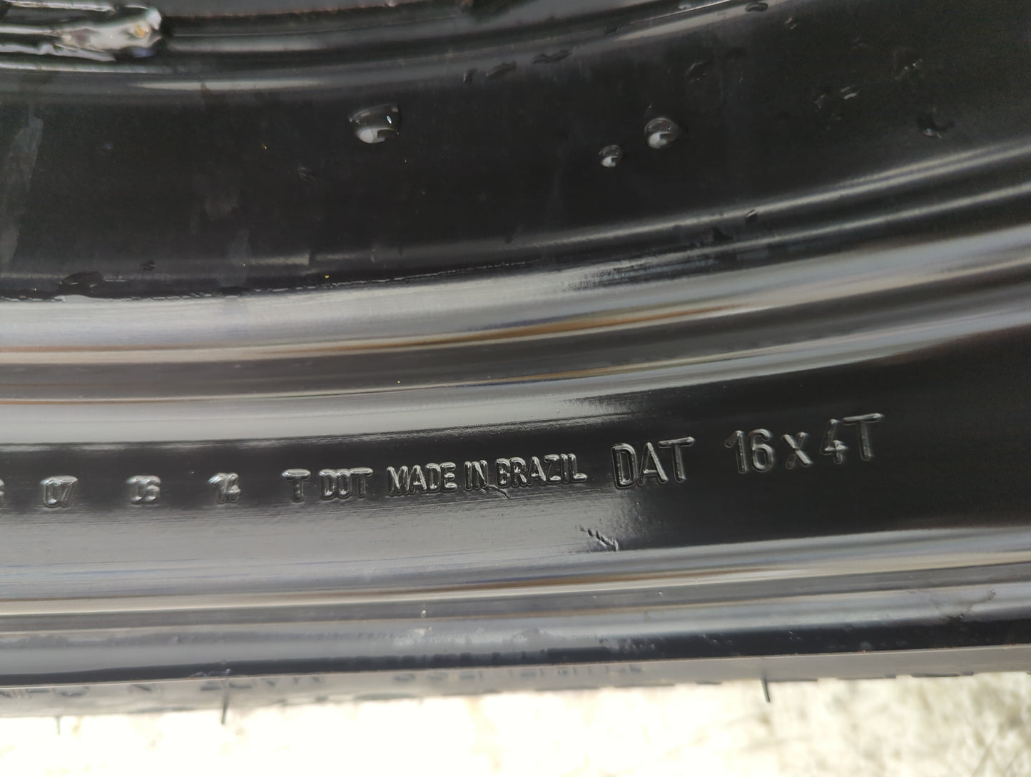 2008 Saturn Vue Spare Donut Tire Wheel Rim Oem - Oemusedautoparts1.com