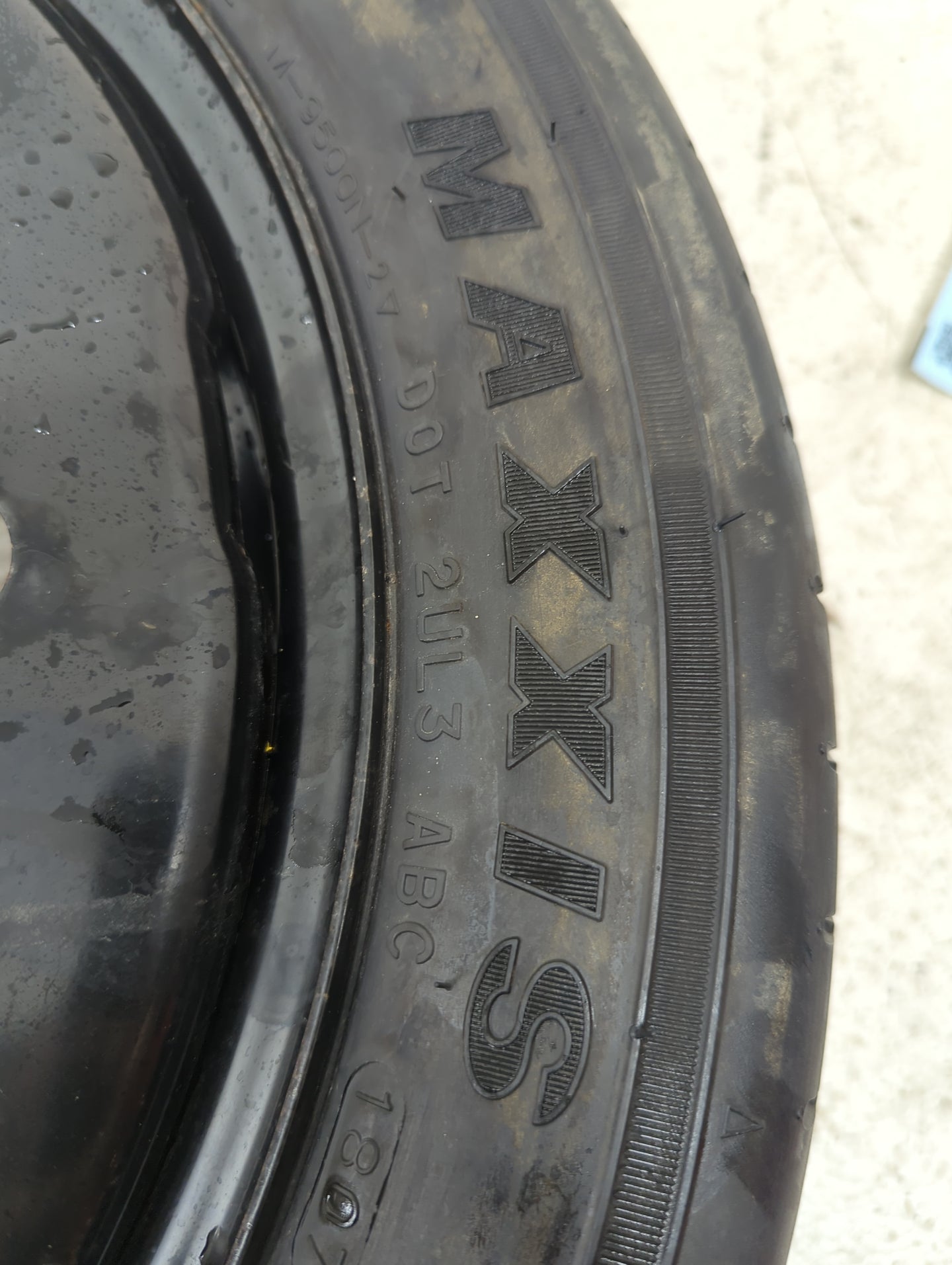 2008 Saturn Vue Spare Donut Tire Wheel Rim Oem - Oemusedautoparts1.com
